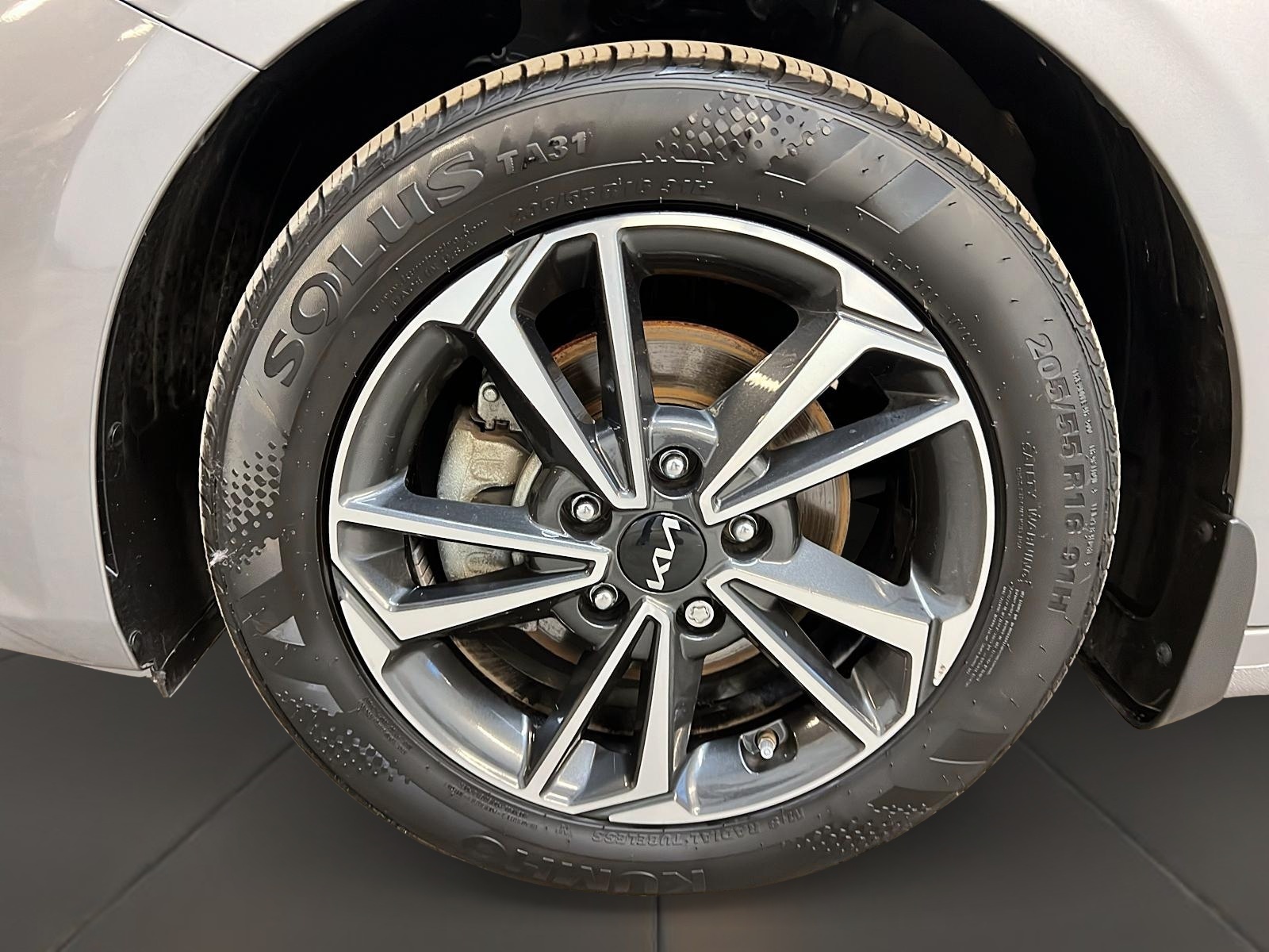 Kia Forte EX 2023 - image #23