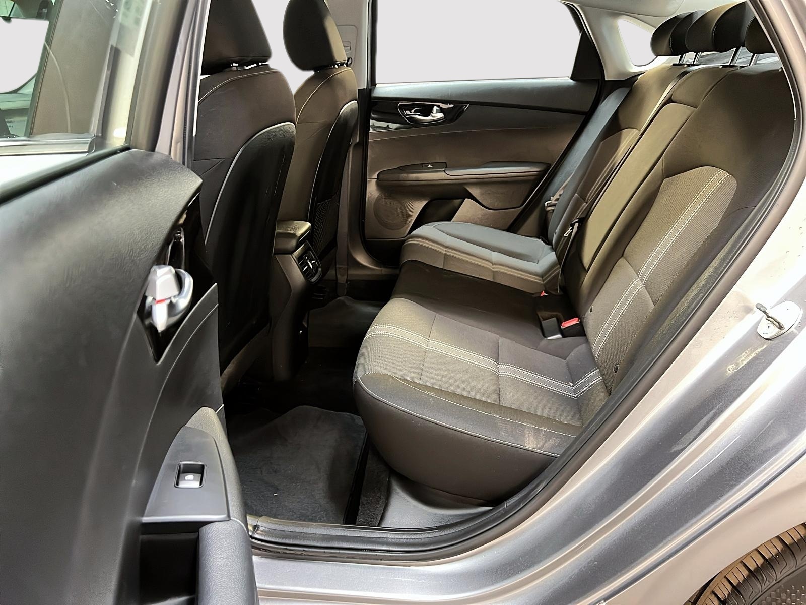 Kia Forte 2023 - Image #9