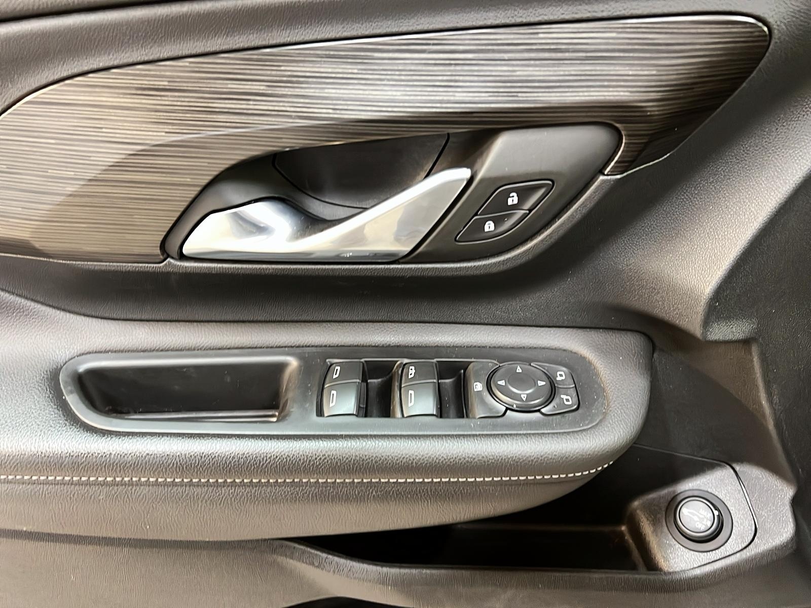 GMC Terrain 2022 - Image #22