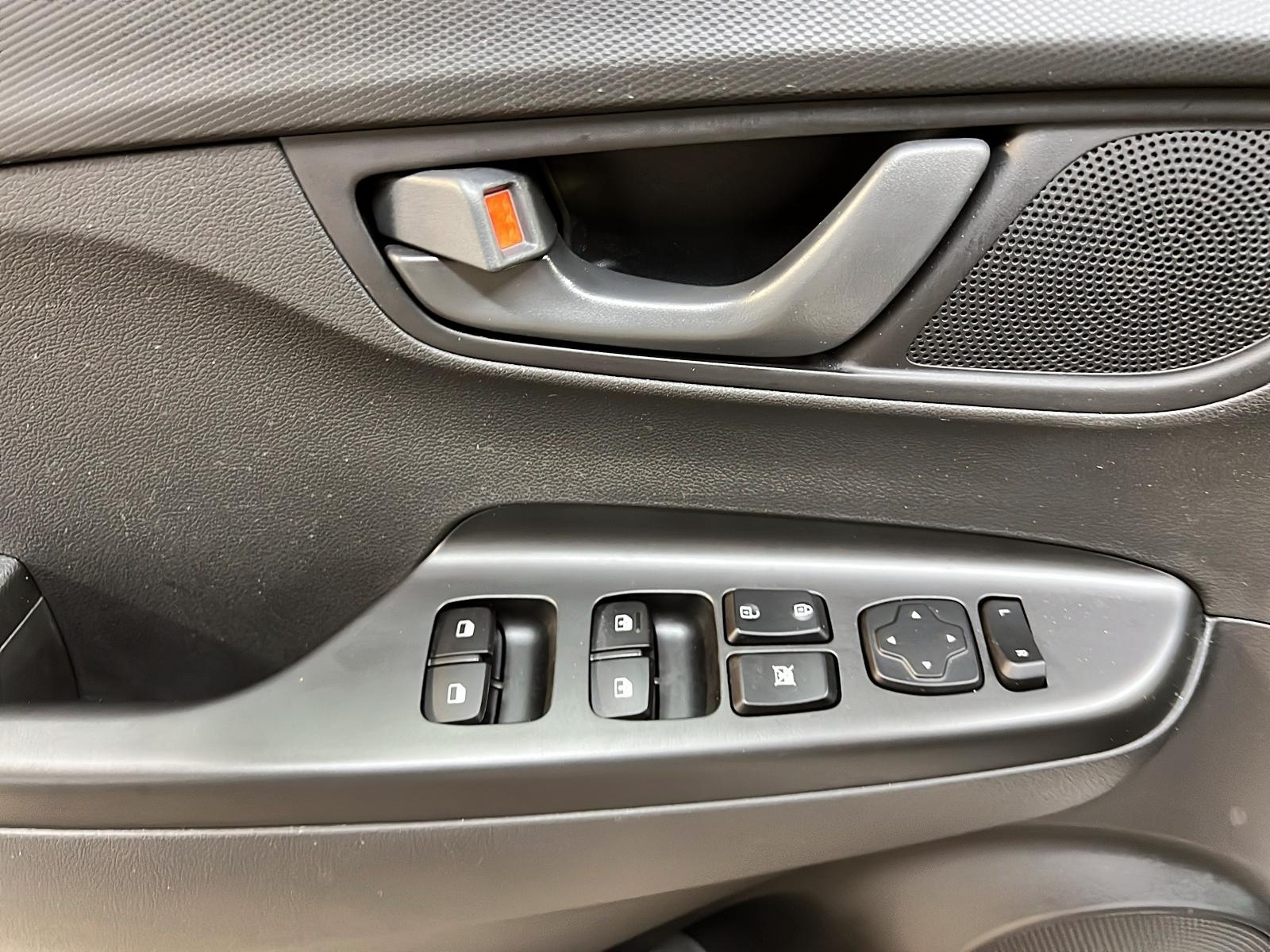 Hyundai Kona 2022 - Image #21