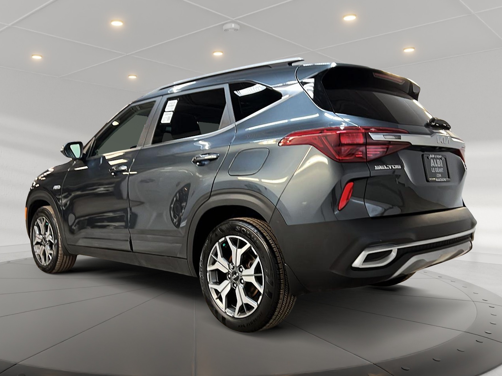 Kia SELTOS EX PREMIUM CUIR TOIT NAV 4RM 2023 - image #6