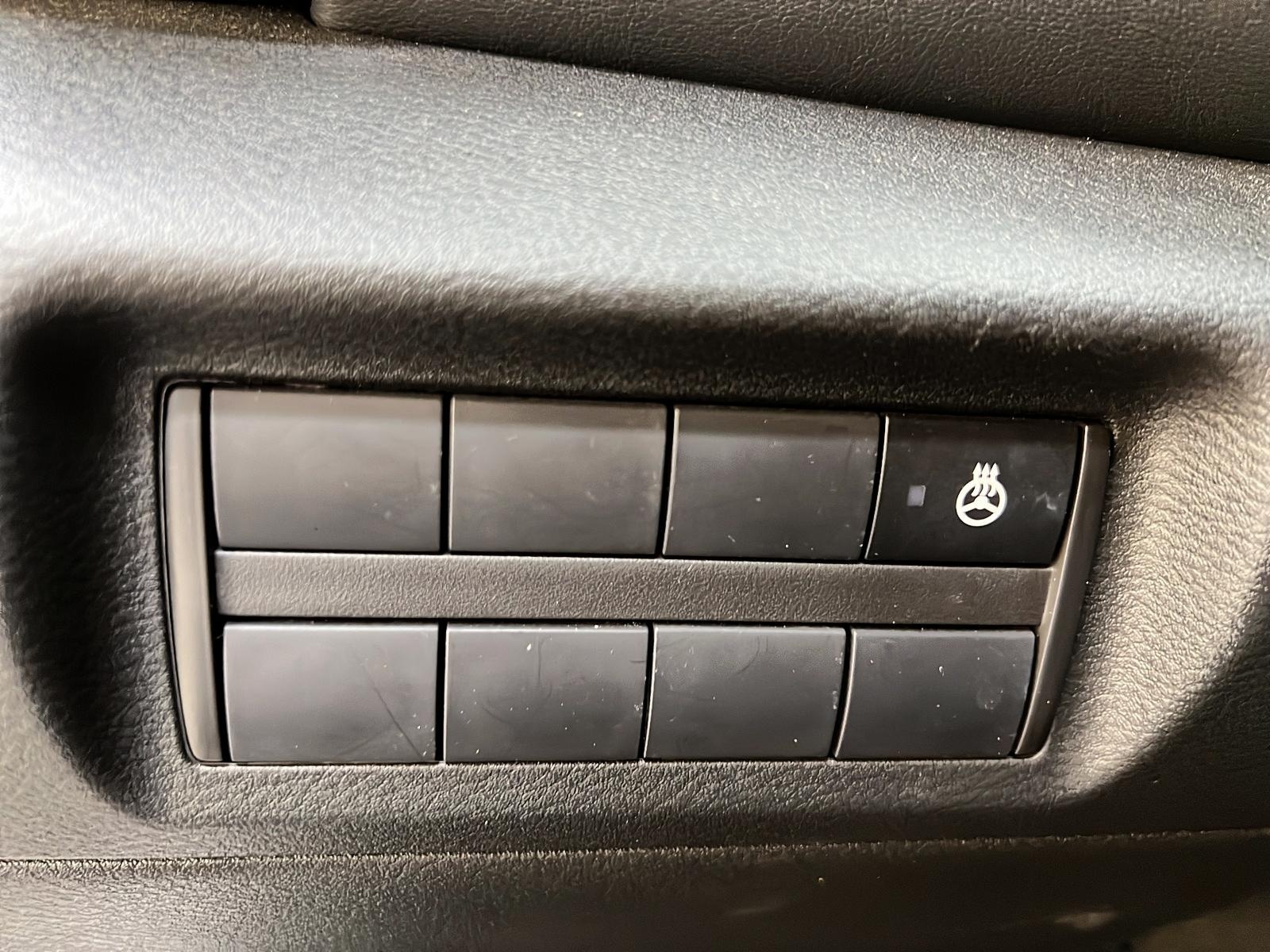 Nissan Kicks SR PREMIUM CUIR 2023 - image #20