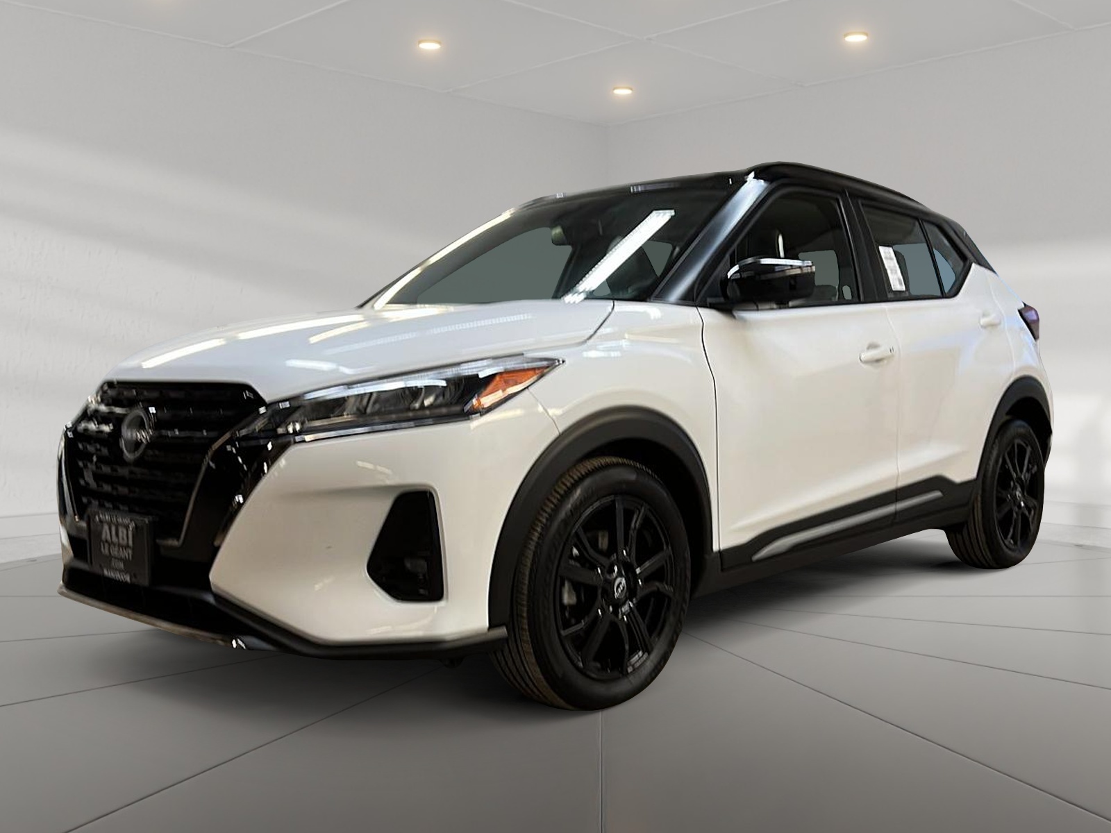 Nissan Kicks SR PREMIUM CUIR 2023 - image #1