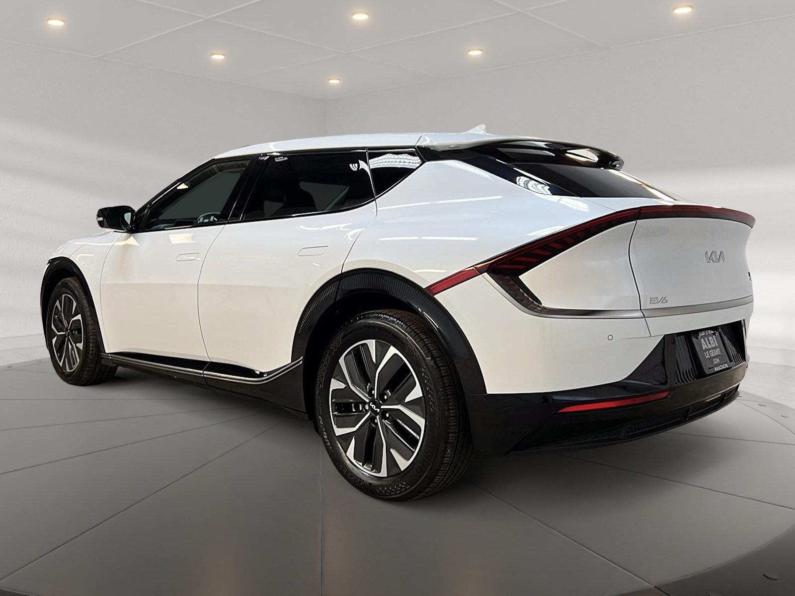 Kia EV6 LAND NAV 4RM 2024 - image #6