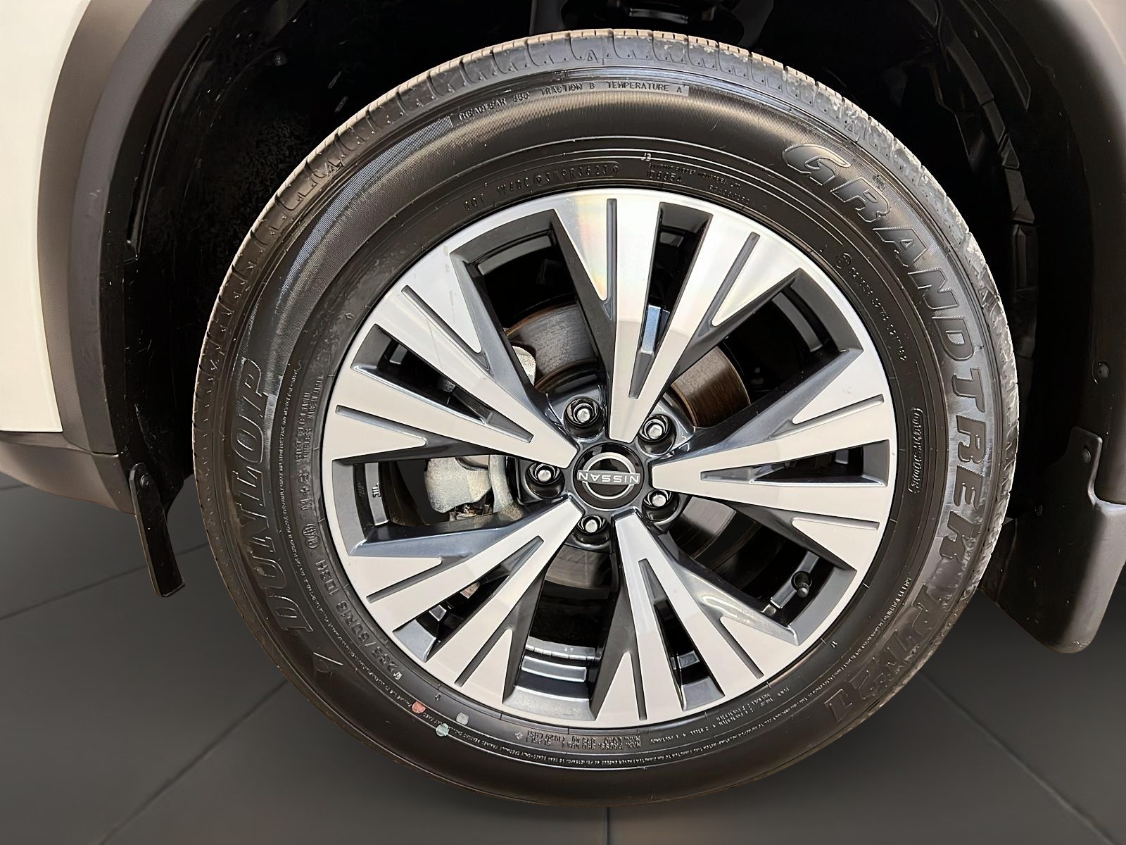 Nissan Rogue 2023 - Image #27