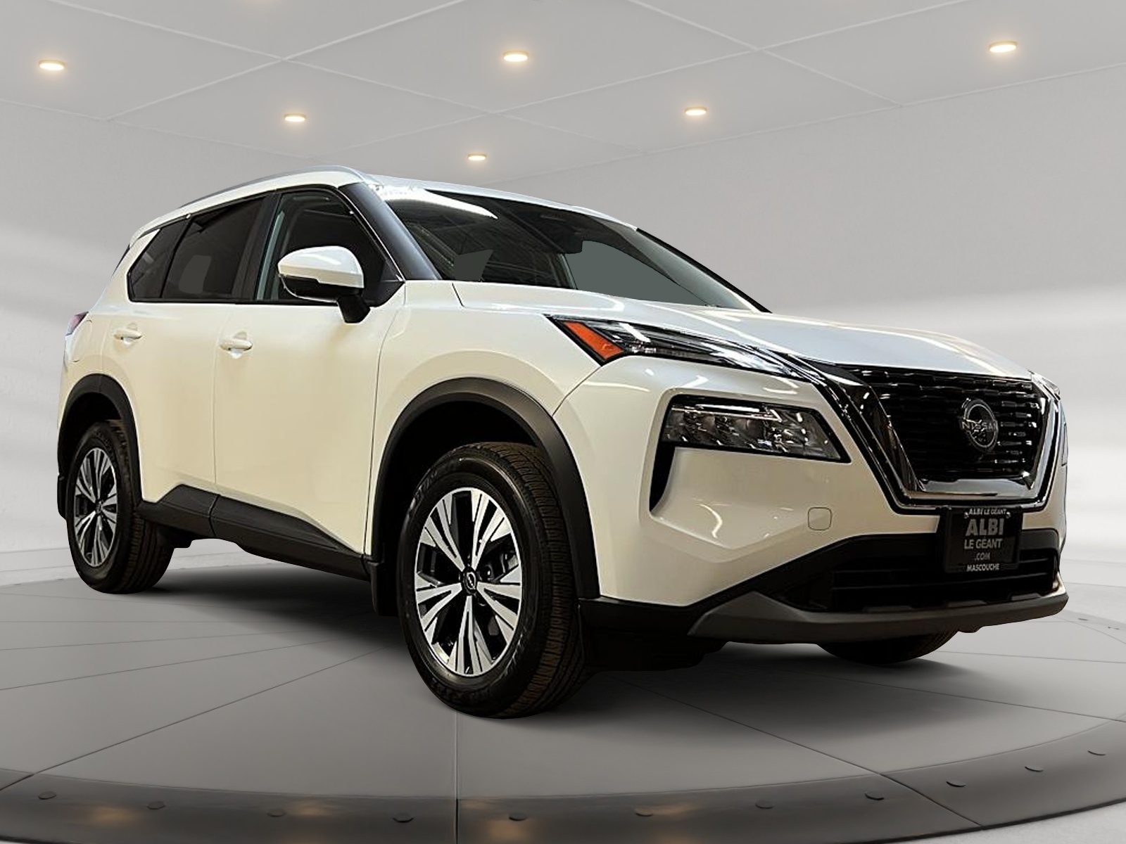 Nissan Rogue 2023 - Image #3