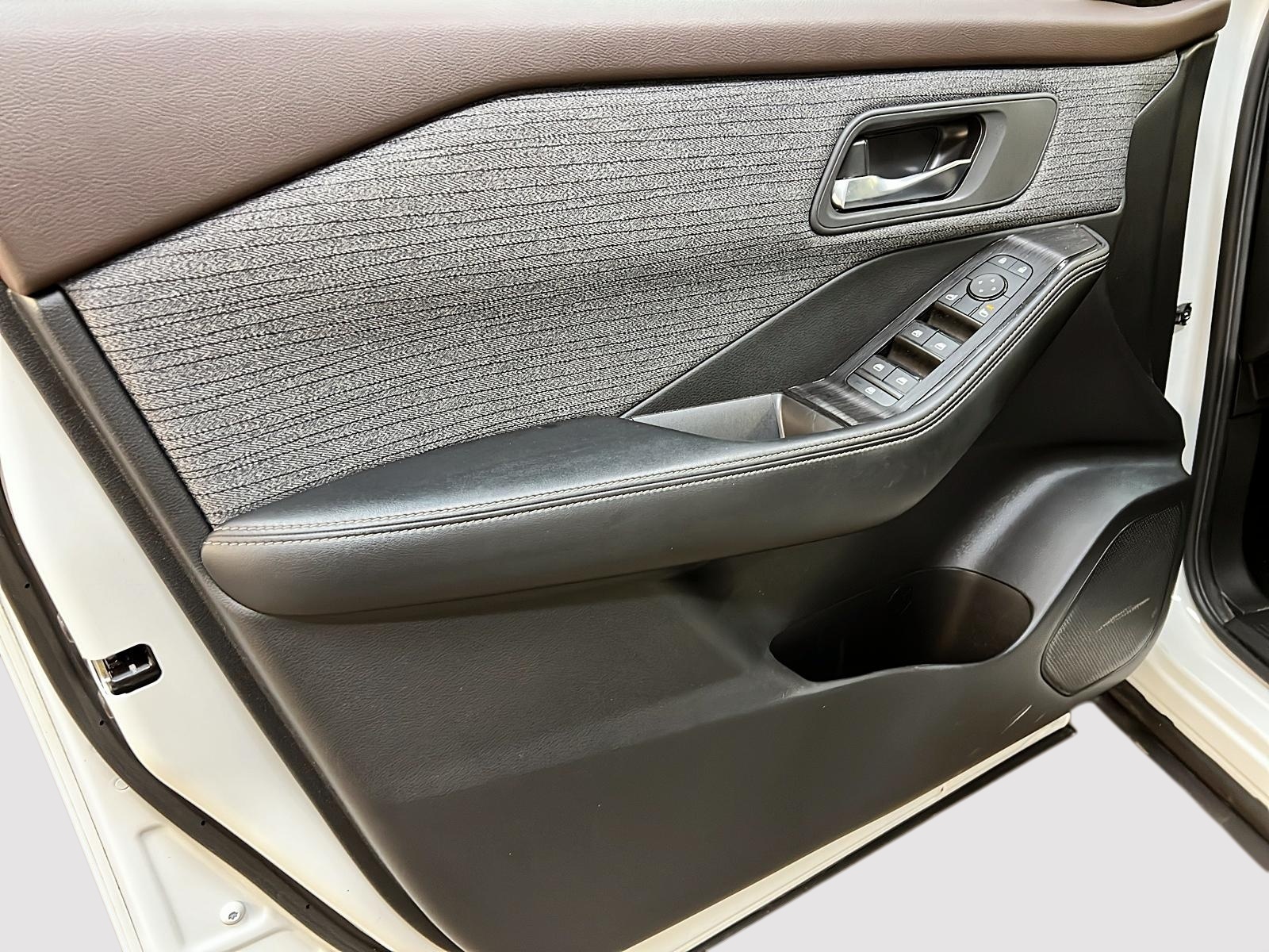Nissan Rogue 2023 - Image #23