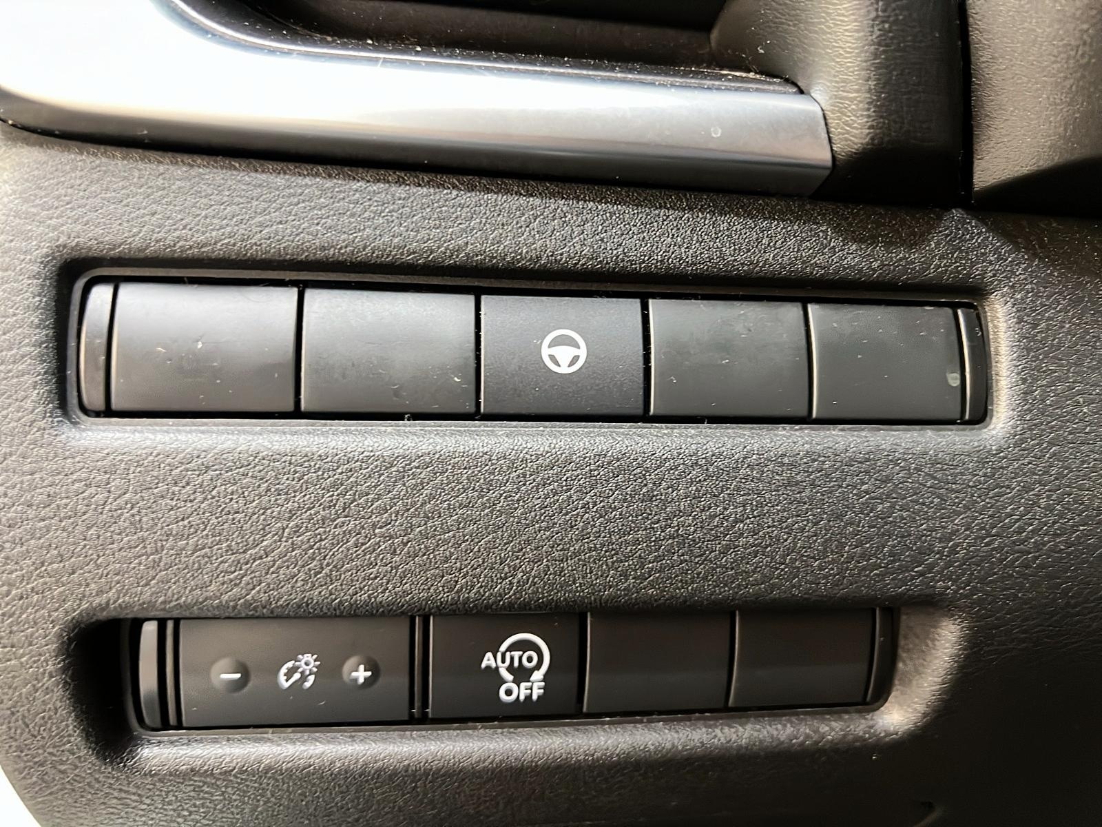 Nissan Rogue 2023 - Image #21
