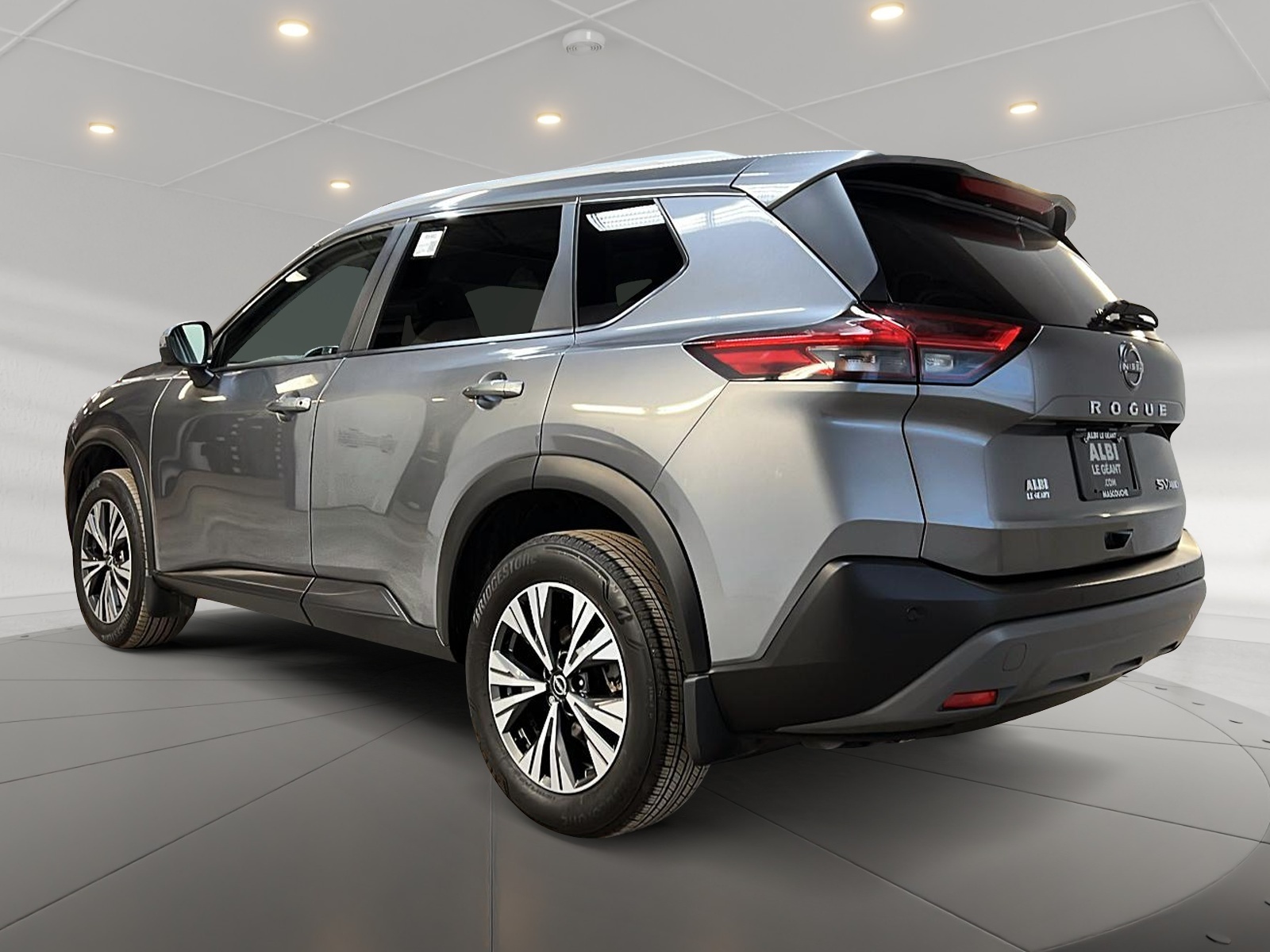 Nissan Rogue SV TOIT PANO 4RM 2023 — photo 6