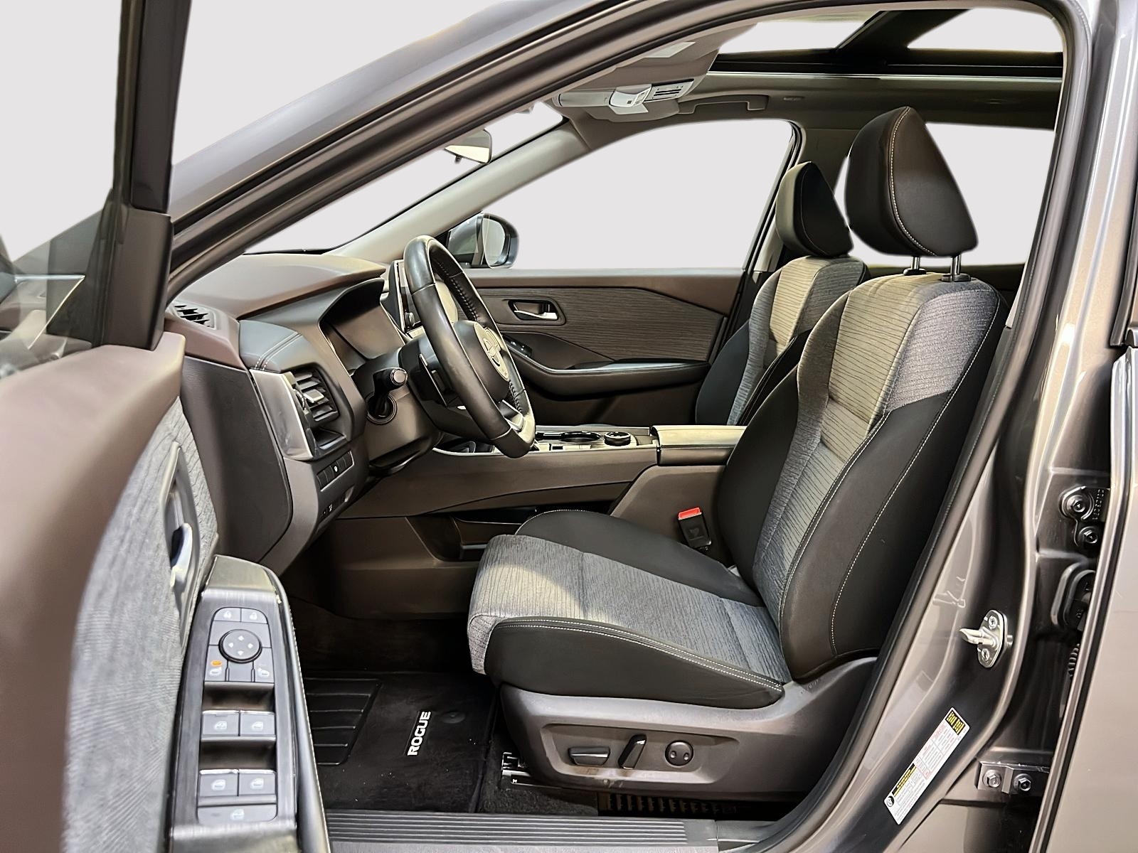 Nissan Rogue SV TOIT PANO 4RM 2023 — photo 7