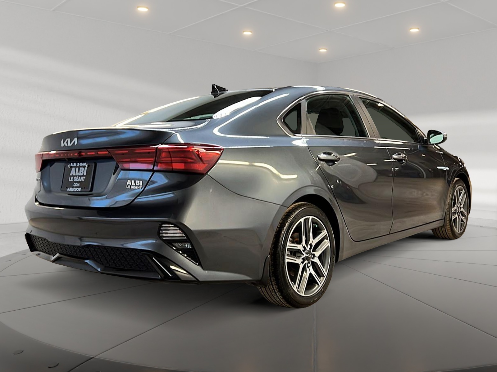 Kia Forte EX + TOIT 2023 - image #4