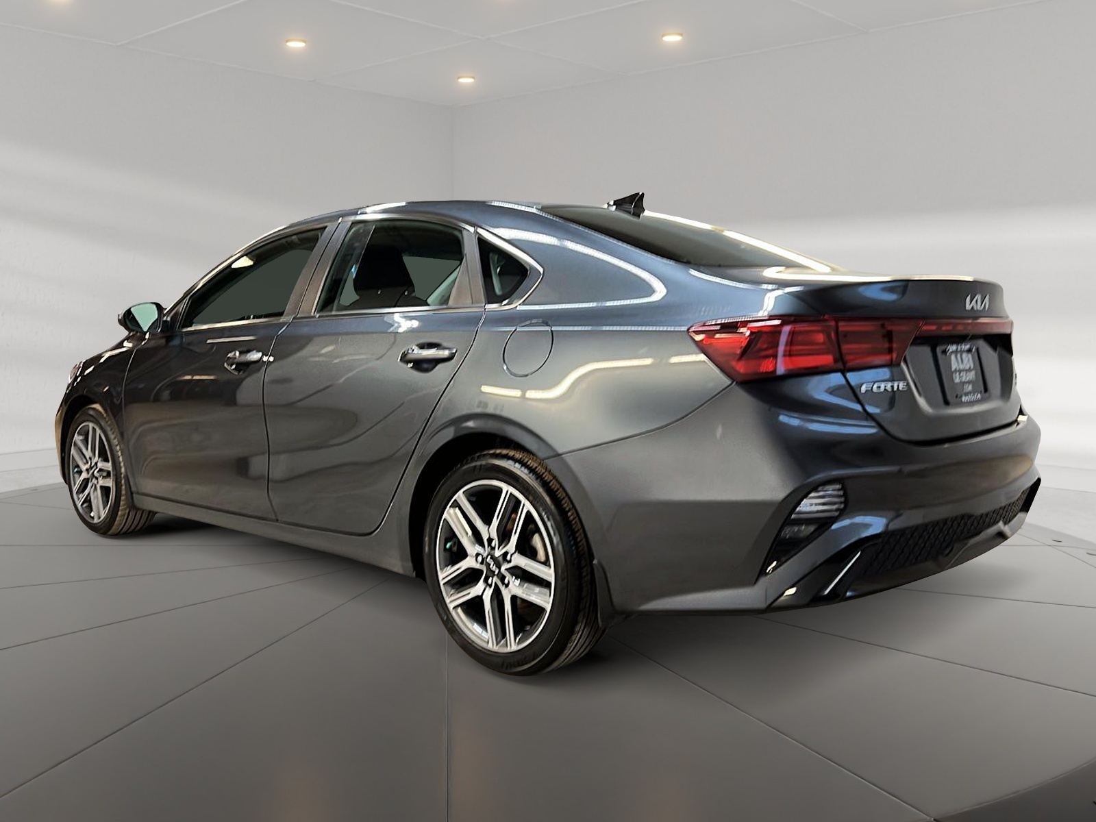 Kia Forte EX + TOIT 2023 - image #6