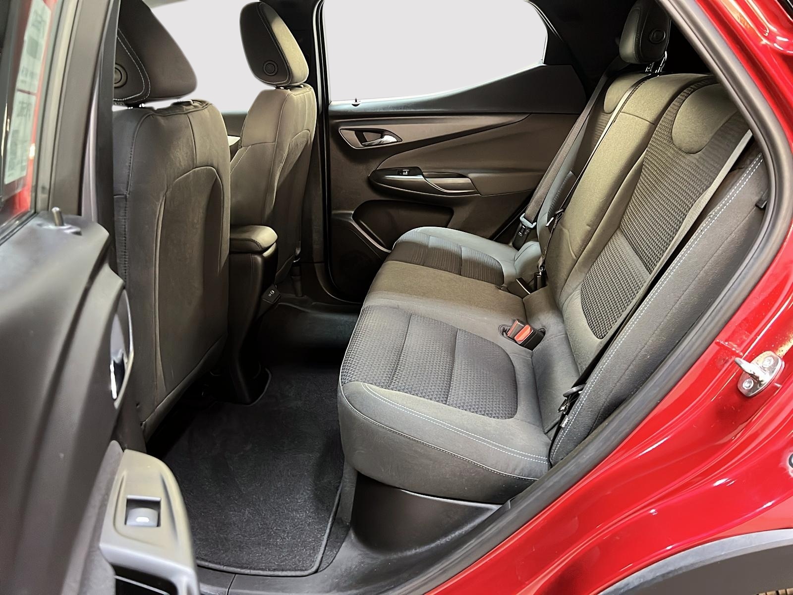 Chevrolet Bolt EUV 2LT 2023 - image #9