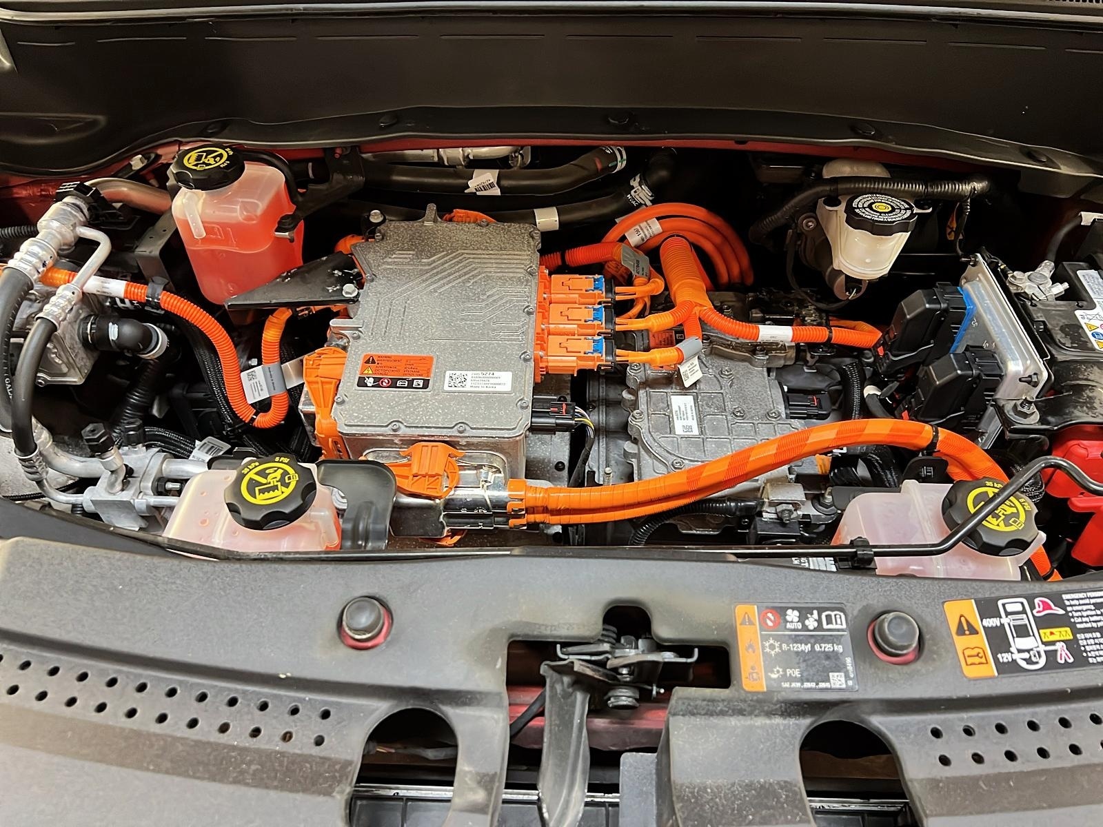 Chevrolet Bolt EUV 2LT 2023 - image #11