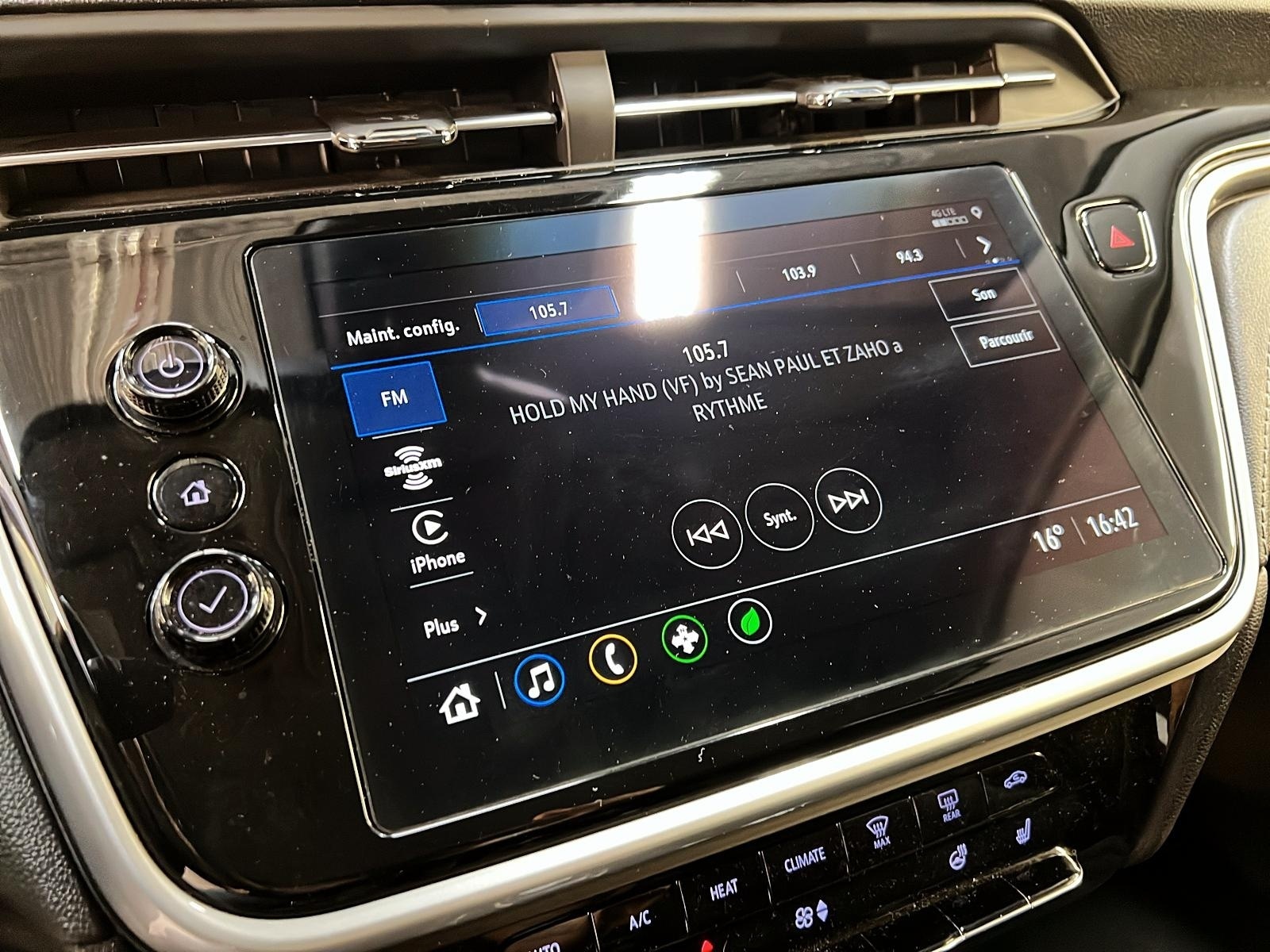 Chevrolet Bolt EUV 2LT 2023 - image #15