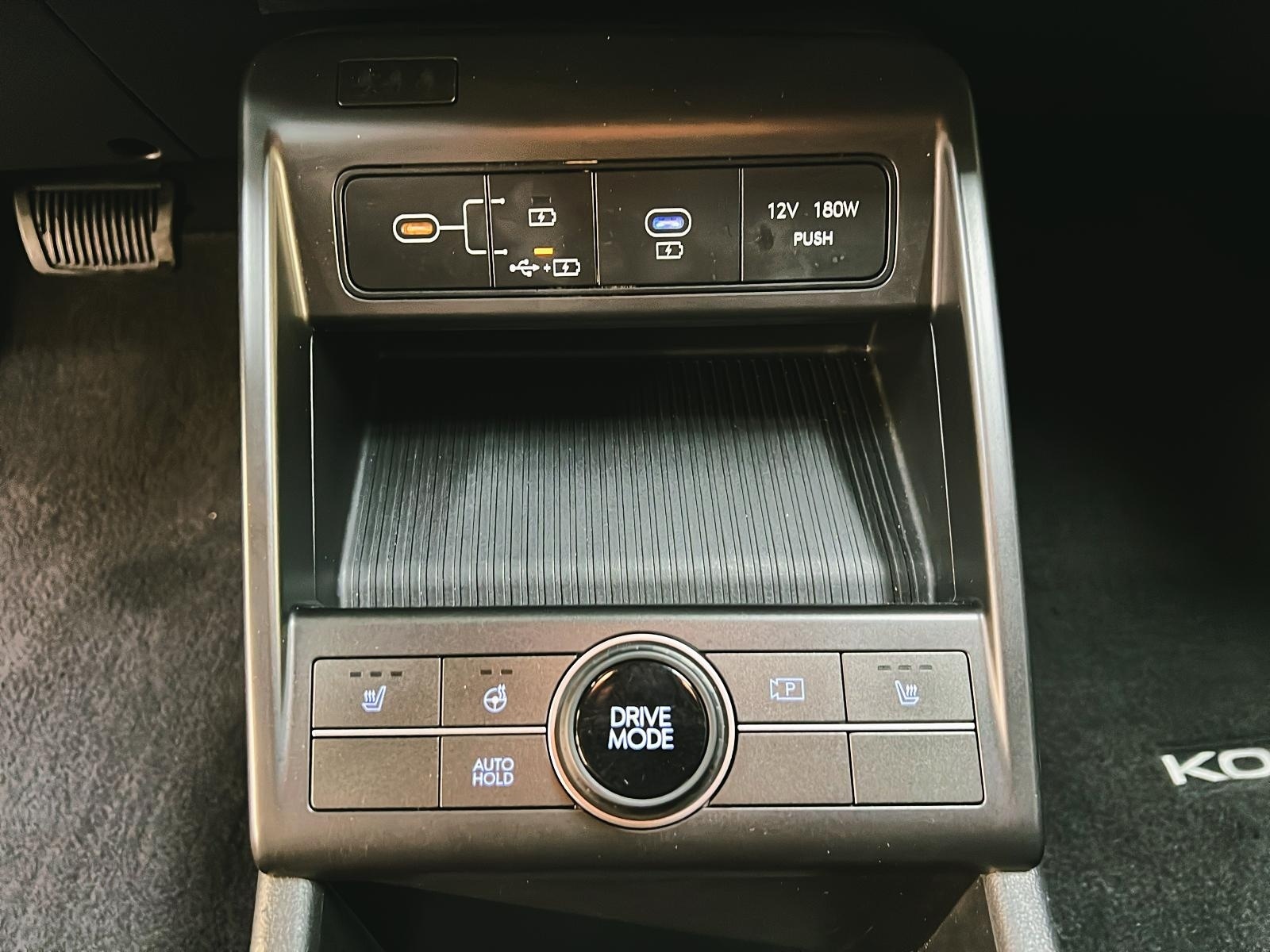 Hyundai Kona EV PREFERRED NAV 2024 - image #13