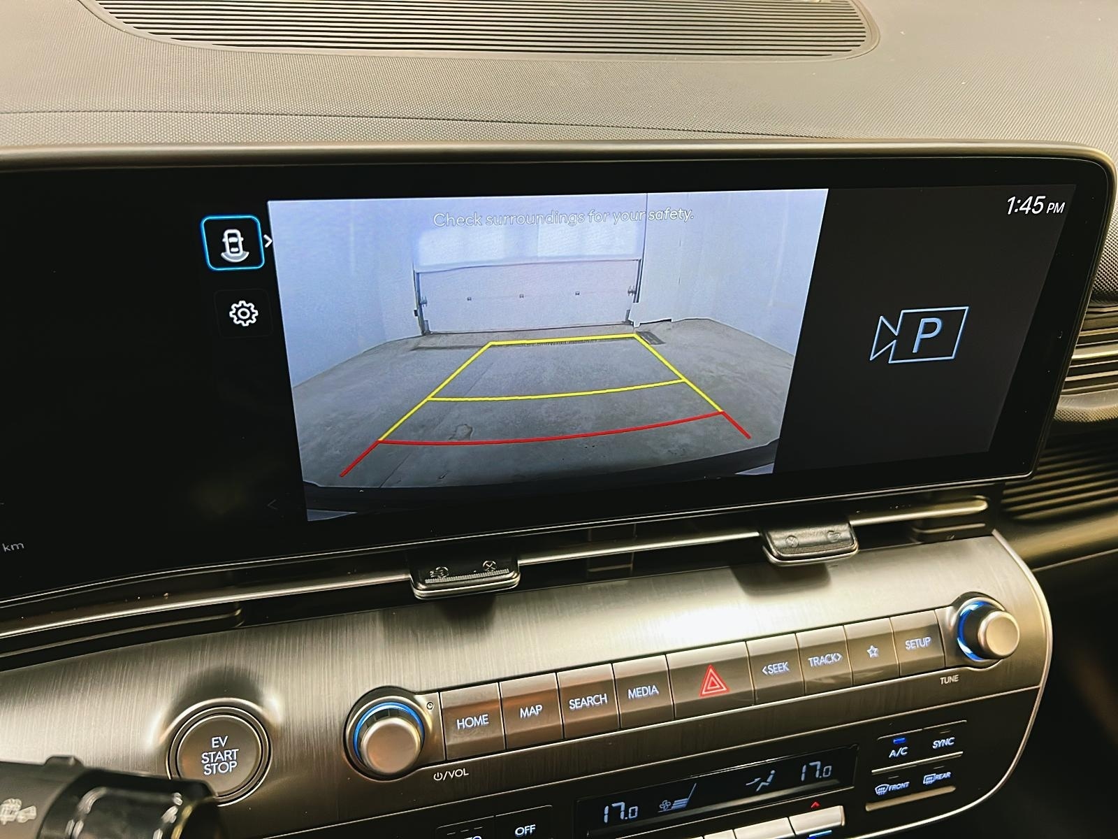 Hyundai Kona EV PREFERRED NAV 2024 - image #16