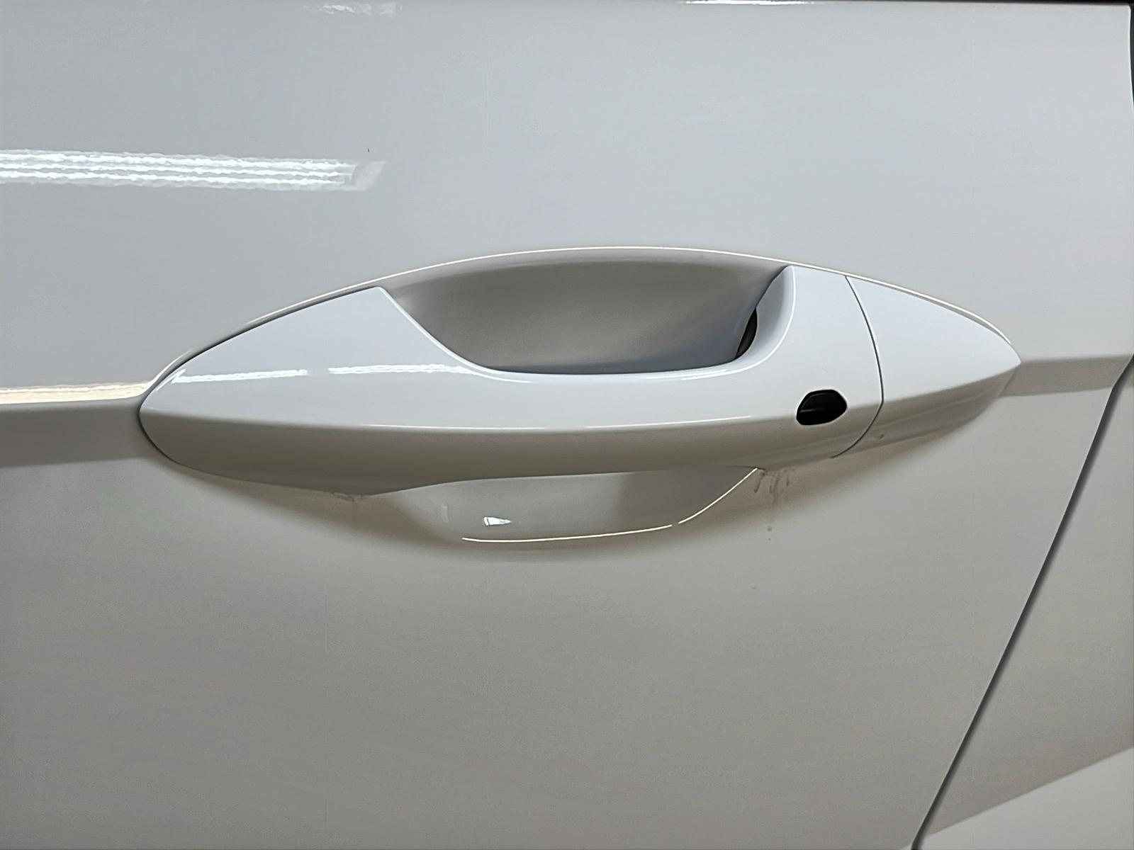 Hyundai Kona EV 2024 - Image #24