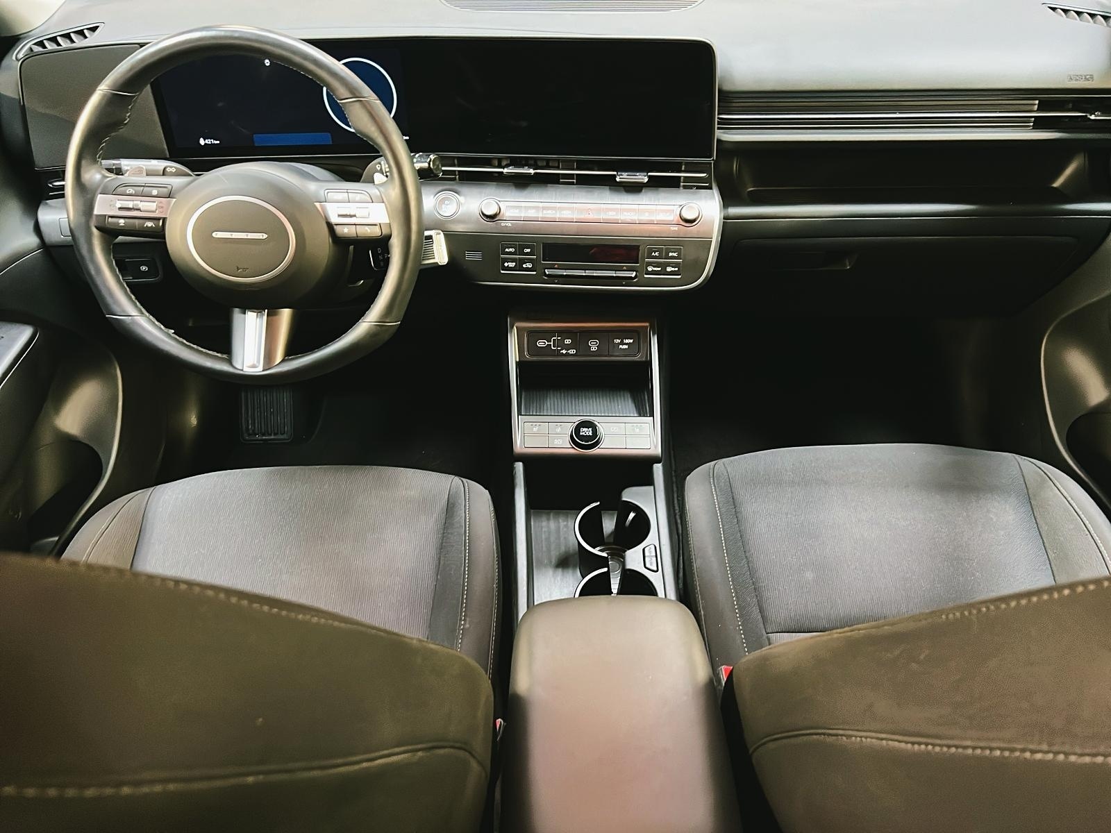 Hyundai Kona EV PREFERRED NAV 2024 - image #10