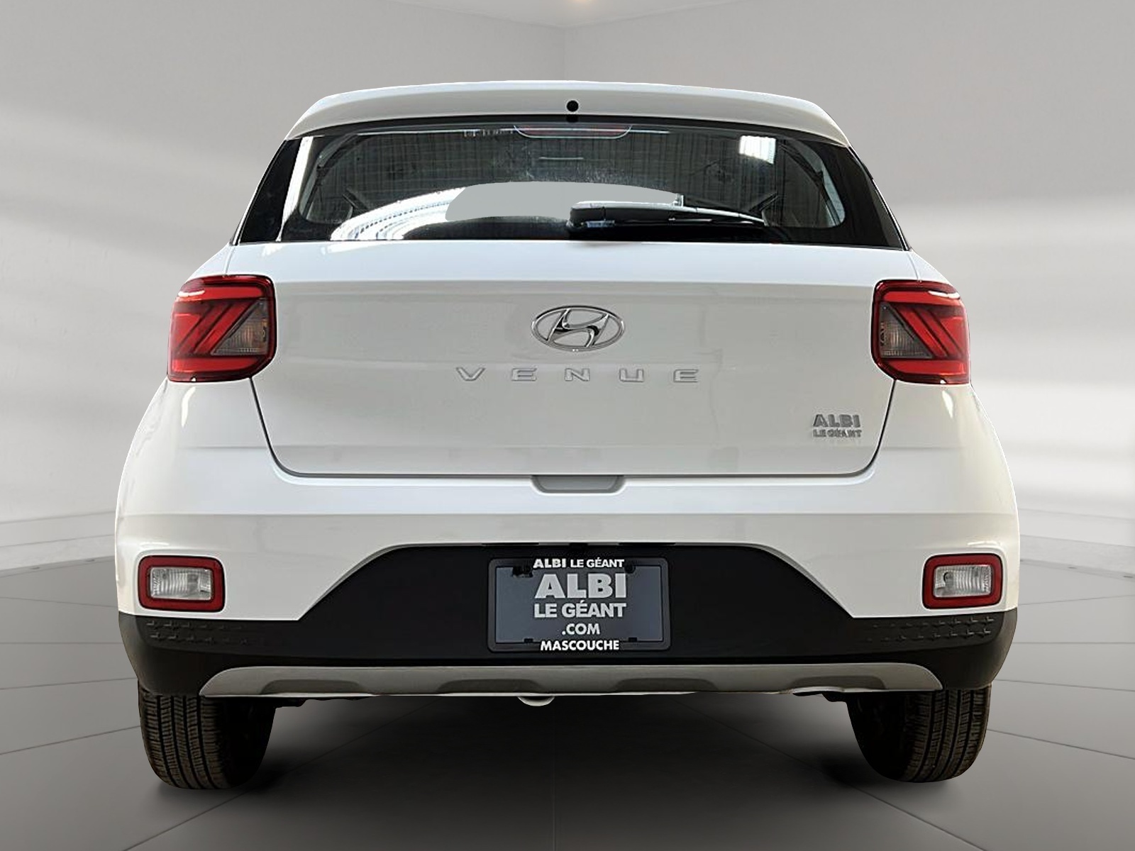 Hyundai Venue ESSENTIEL 2023 - image #5