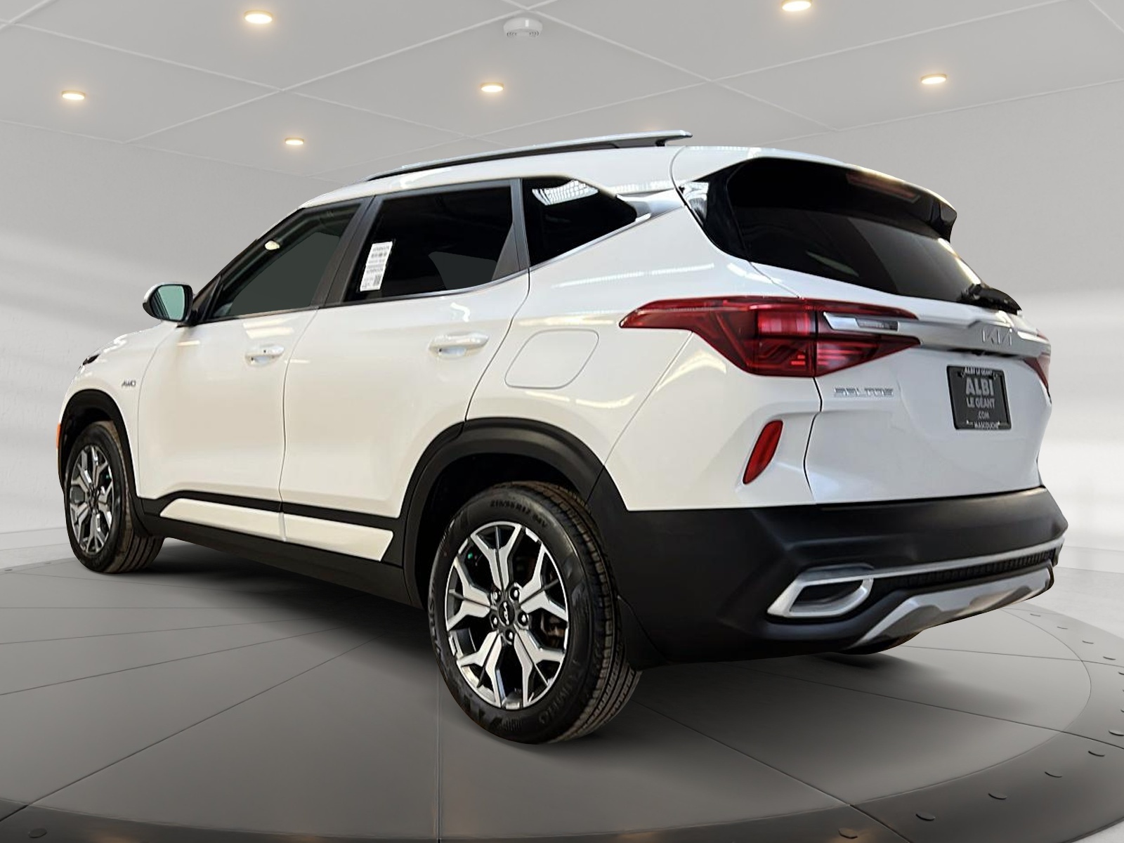 Kia SELTOS EX PREMIUM CUIR TOIT NAV 4RM 2023 - image #6