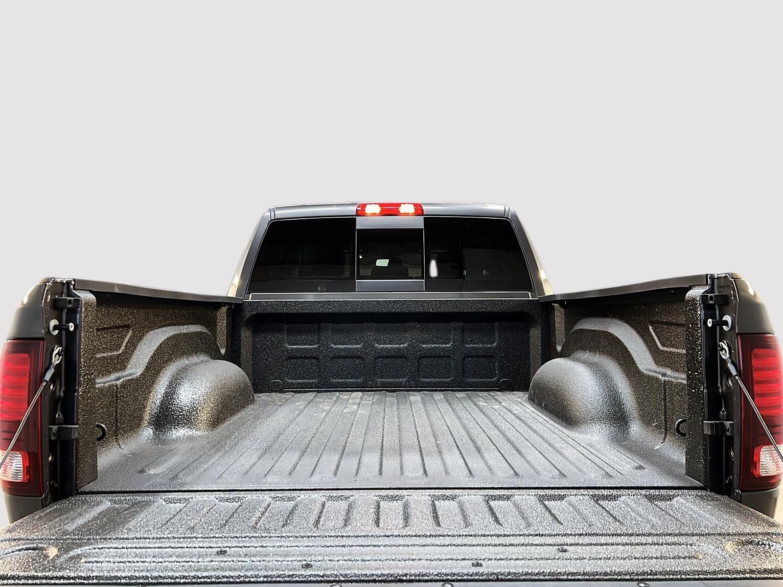 RAM 1500 Classic WARLOCK CREW CAB NAV 4X4 2023 - image #12