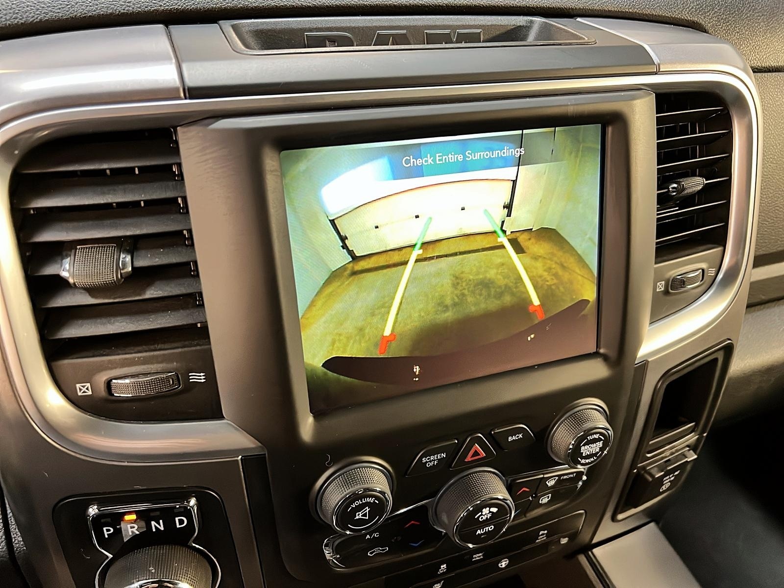 RAM 1500 Classic WARLOCK CREW CAB NAV 4X4 2023 - image #15