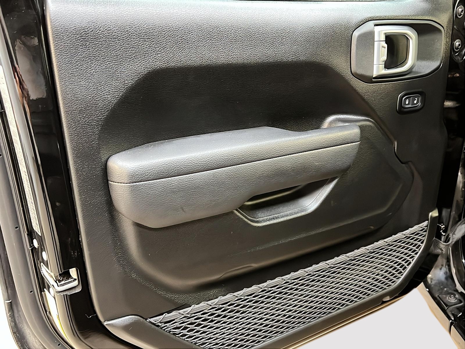 Jeep Wrangler SPORT 4X4 2025 - image #21