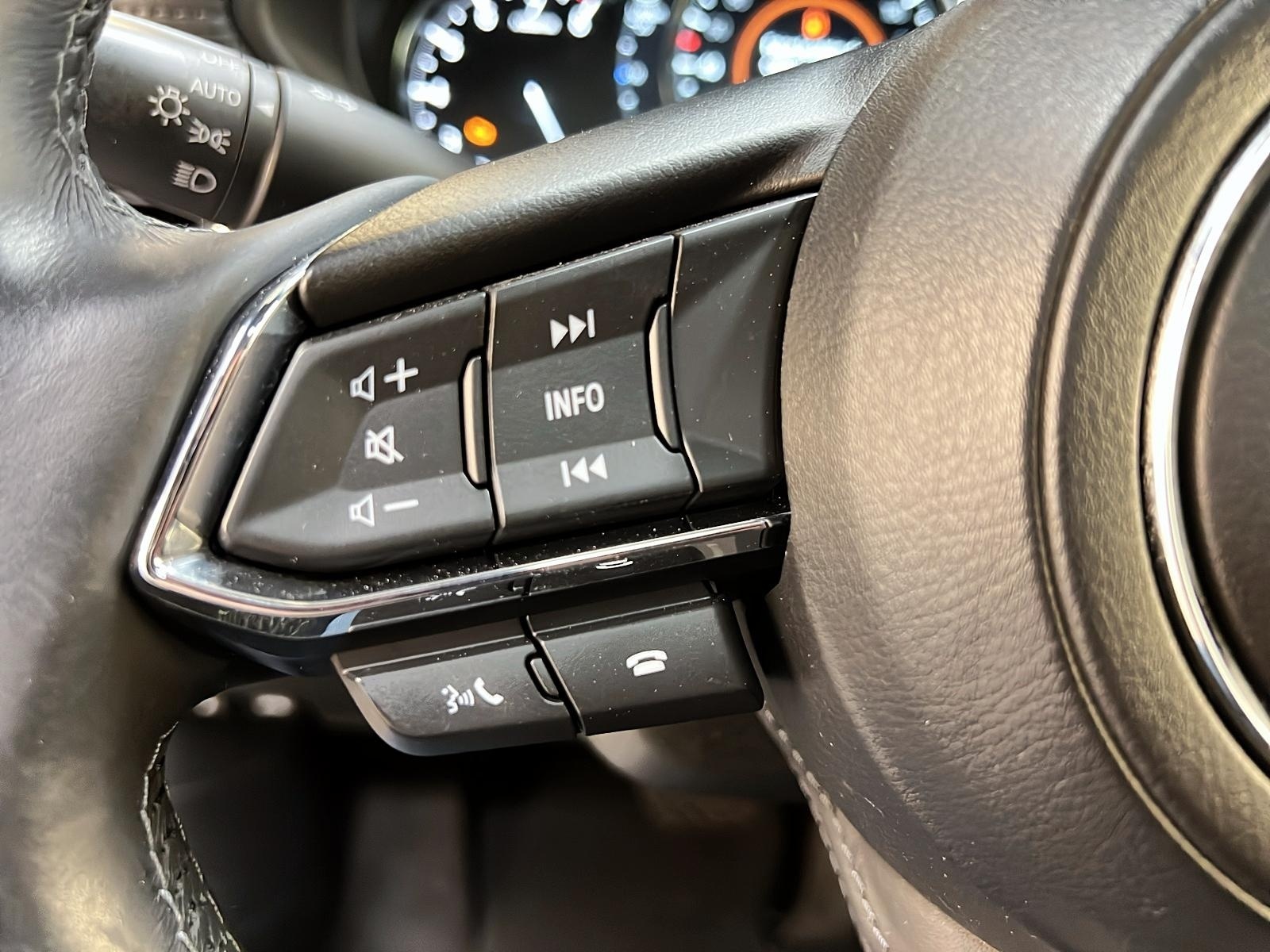 Mazda CX-5 SIGNATURE 2.5T CUIR TOIT NAV 4RM 2023 - image #22