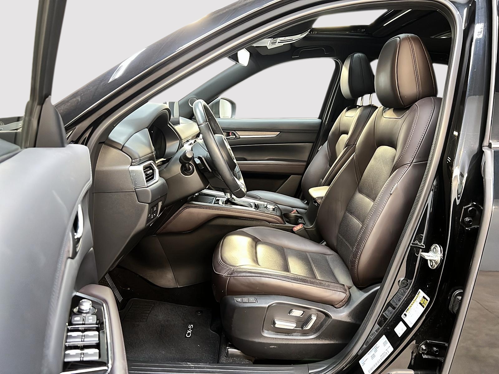 Mazda CX-5 SIGNATURE 2.5T CUIR TOIT NAV 4RM 2023 - image #7