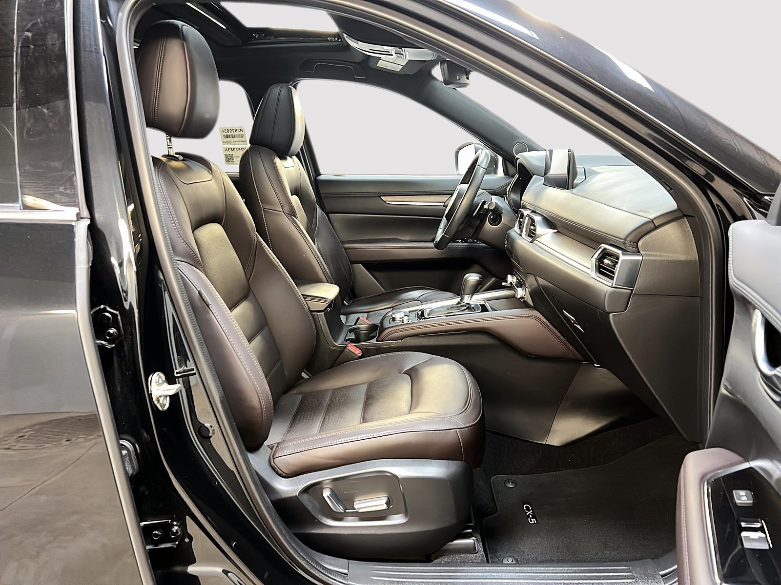 Mazda CX-5 SIGNATURE 2.5T CUIR TOIT NAV 4RM 2023 - image #8