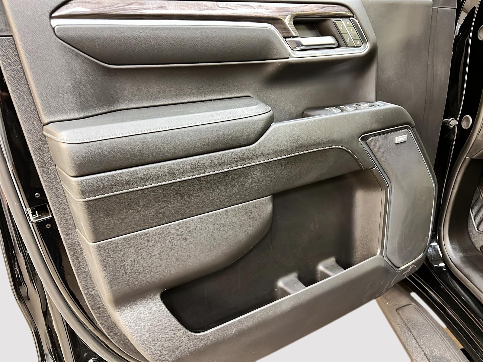 Chevrolet Silverado 1500 LTZ CREW CAB CUIR 4X4 2024 - image #23