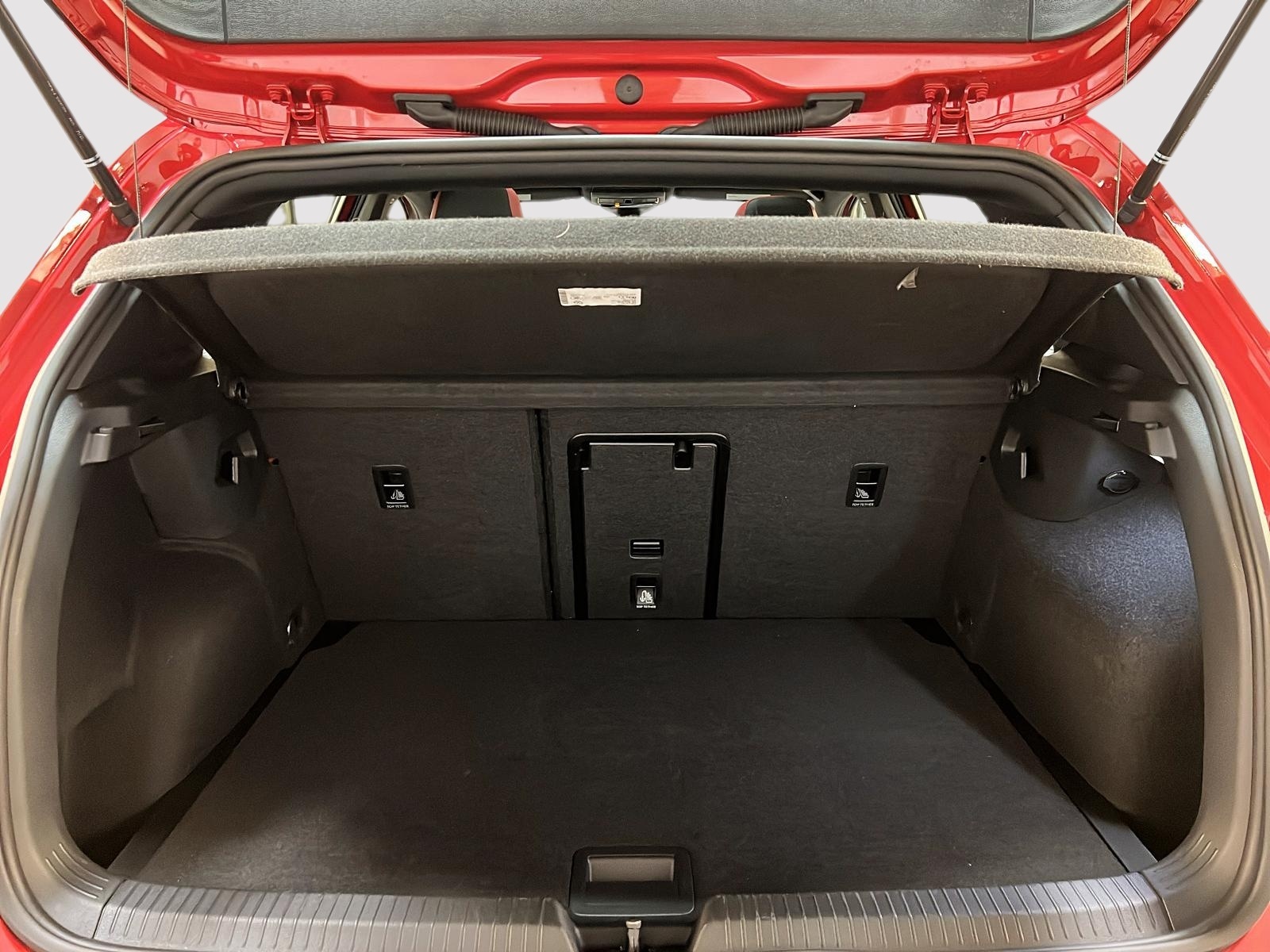 Volkswagen GTI 2025 - Image #13
