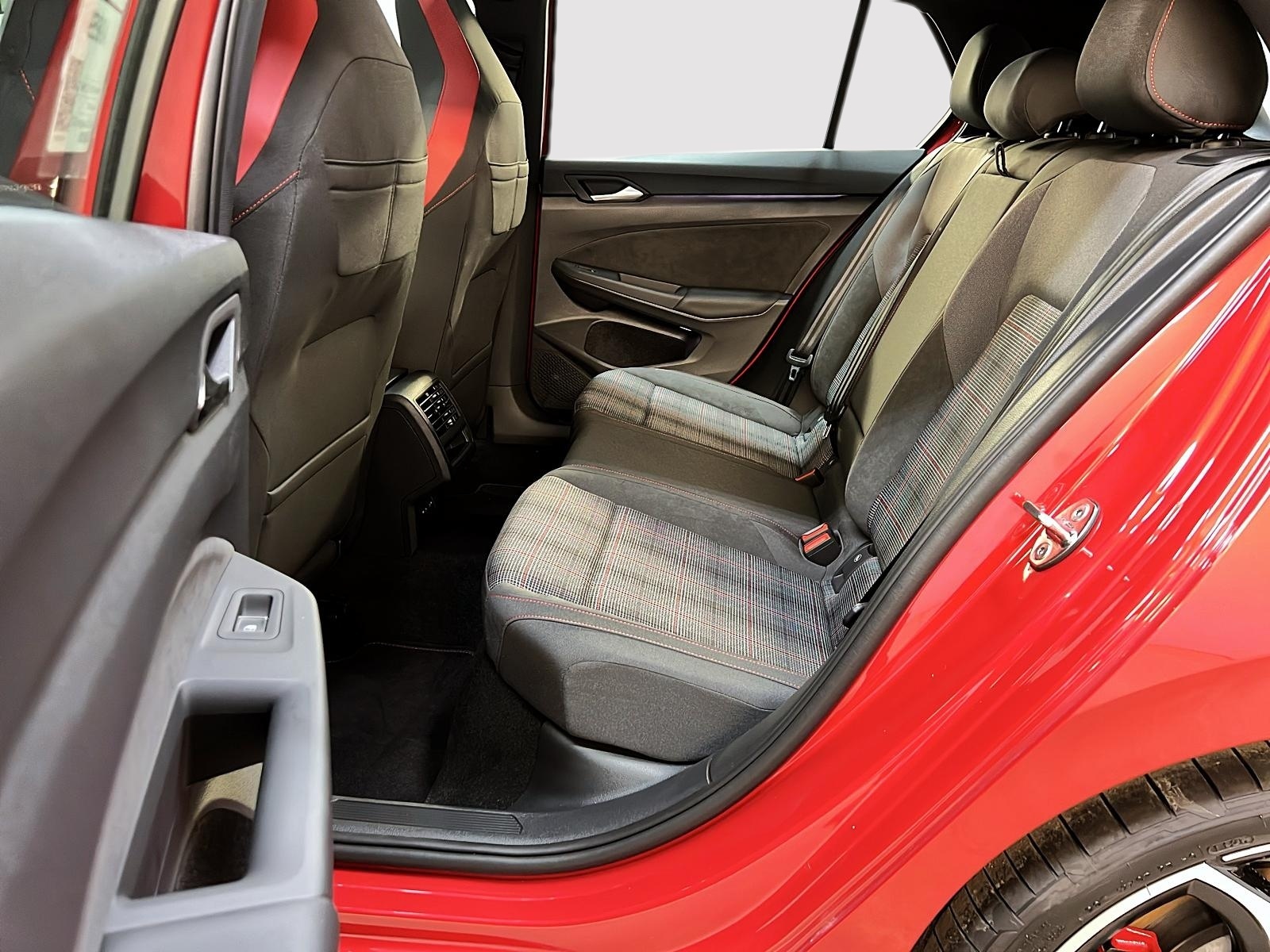 Volkswagen GTI AUTOBAHN TOIT NAV 2025 - image #9