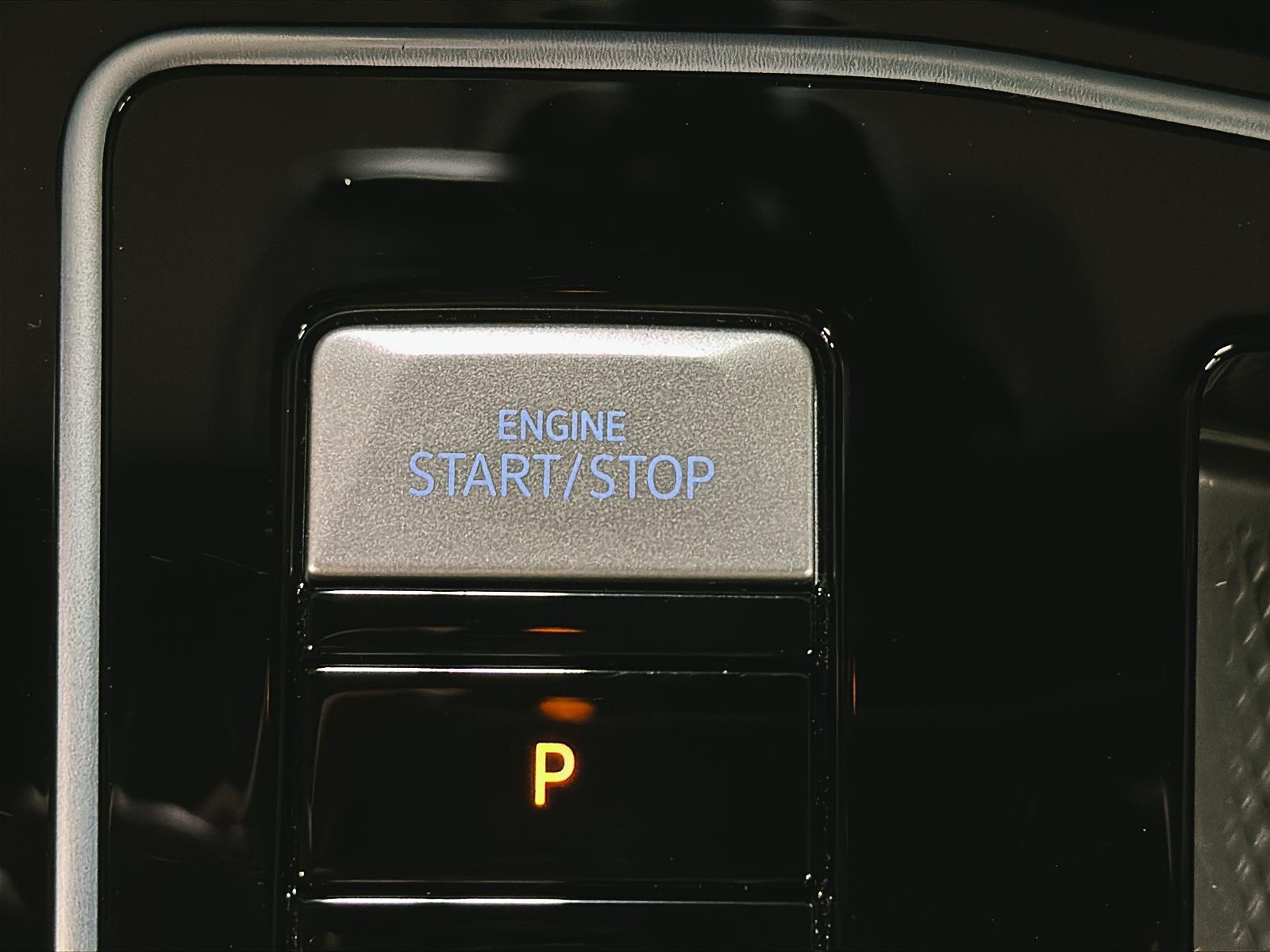 Volkswagen Golf R CUIR TOIT NAV 4RM 2025 - image #21