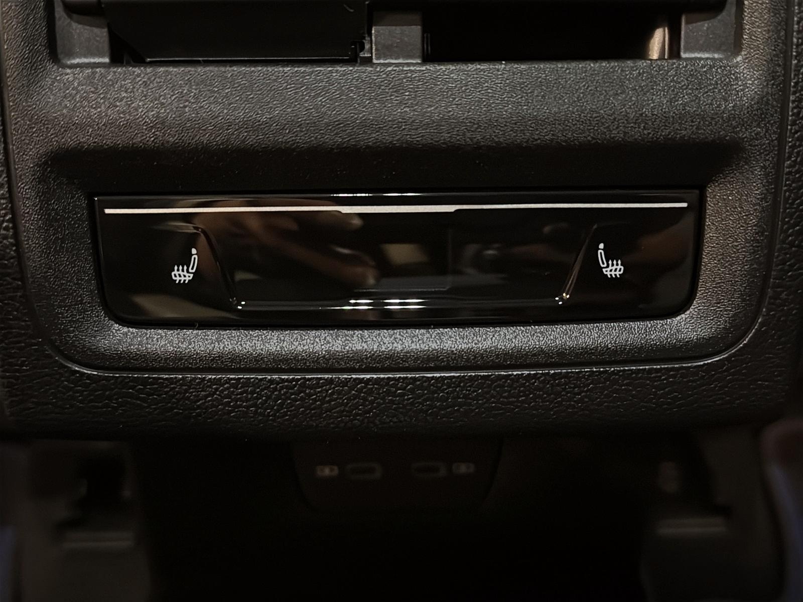 Volkswagen Golf R CUIR TOIT NAV 4RM 2025 - image #10