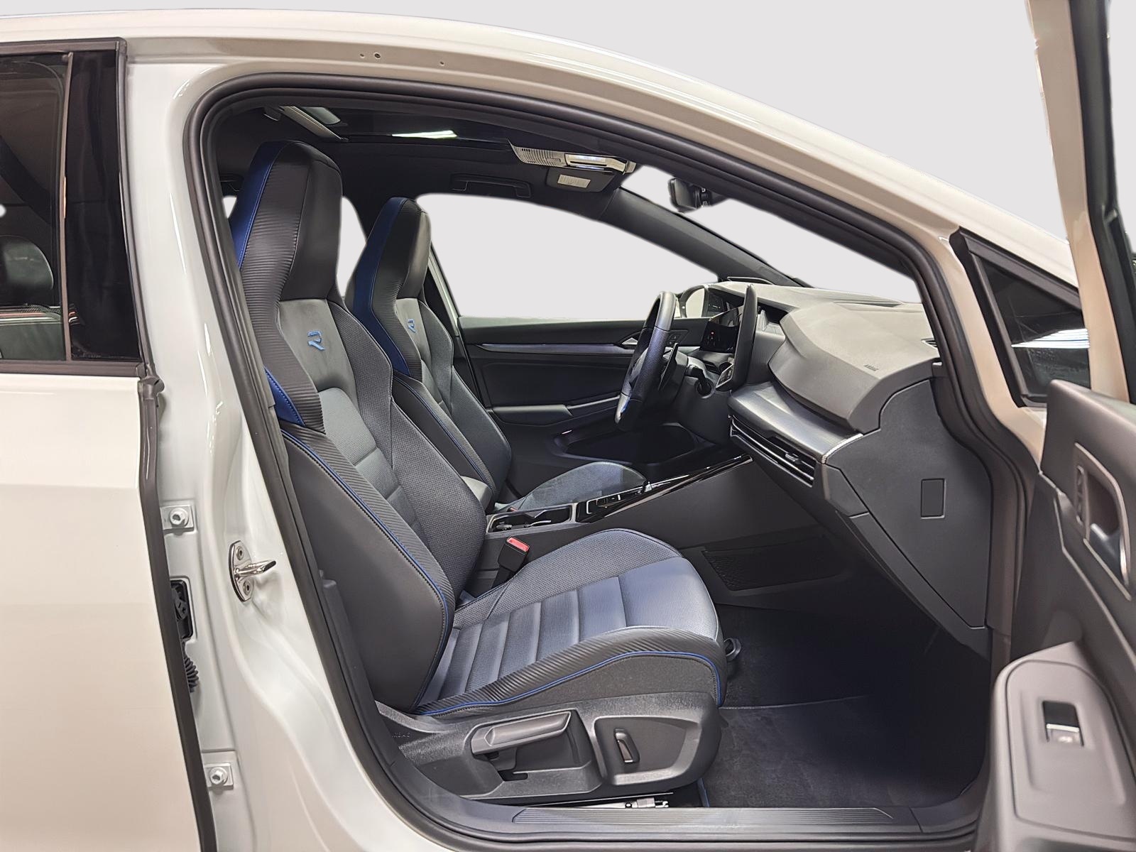 Volkswagen Golf R CUIR TOIT NAV 4RM 2025 - image #8