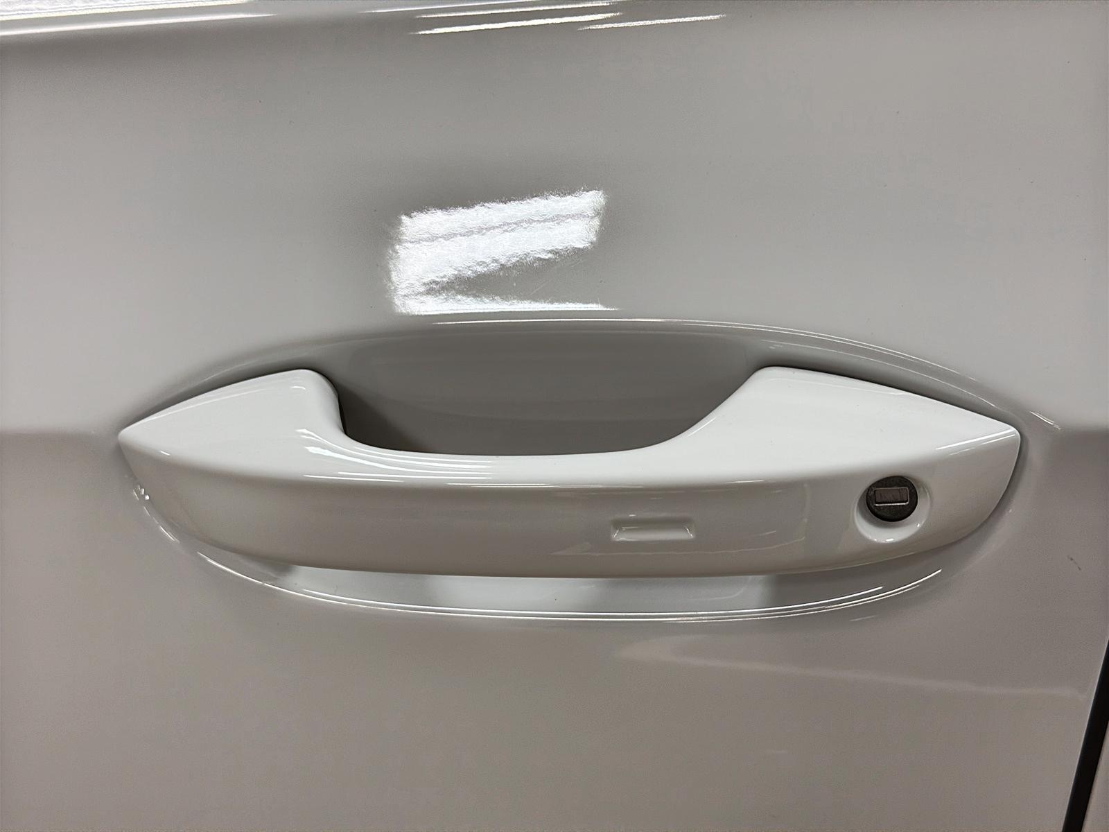 Volkswagen Golf R CUIR TOIT NAV 4RM 2025 - image #28