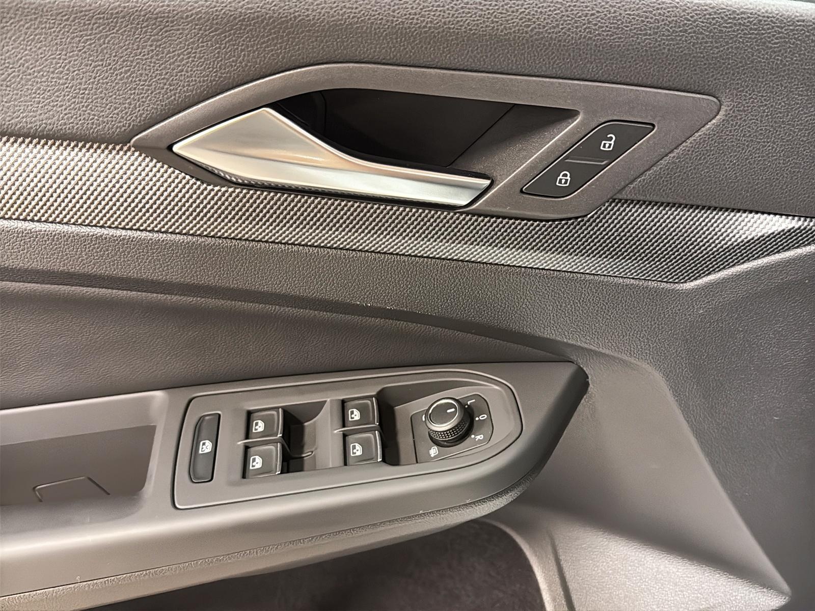 Volkswagen Golf R CUIR TOIT NAV 4RM 2025 - image #25