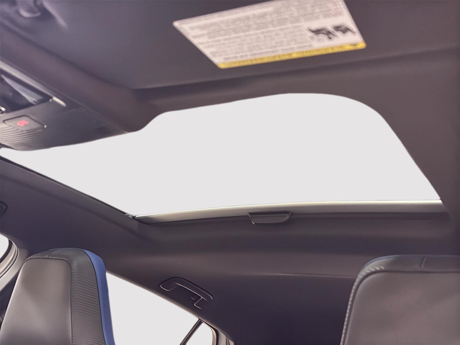 Volkswagen Golf R CUIR TOIT NAV 4RM 2025 - image #11