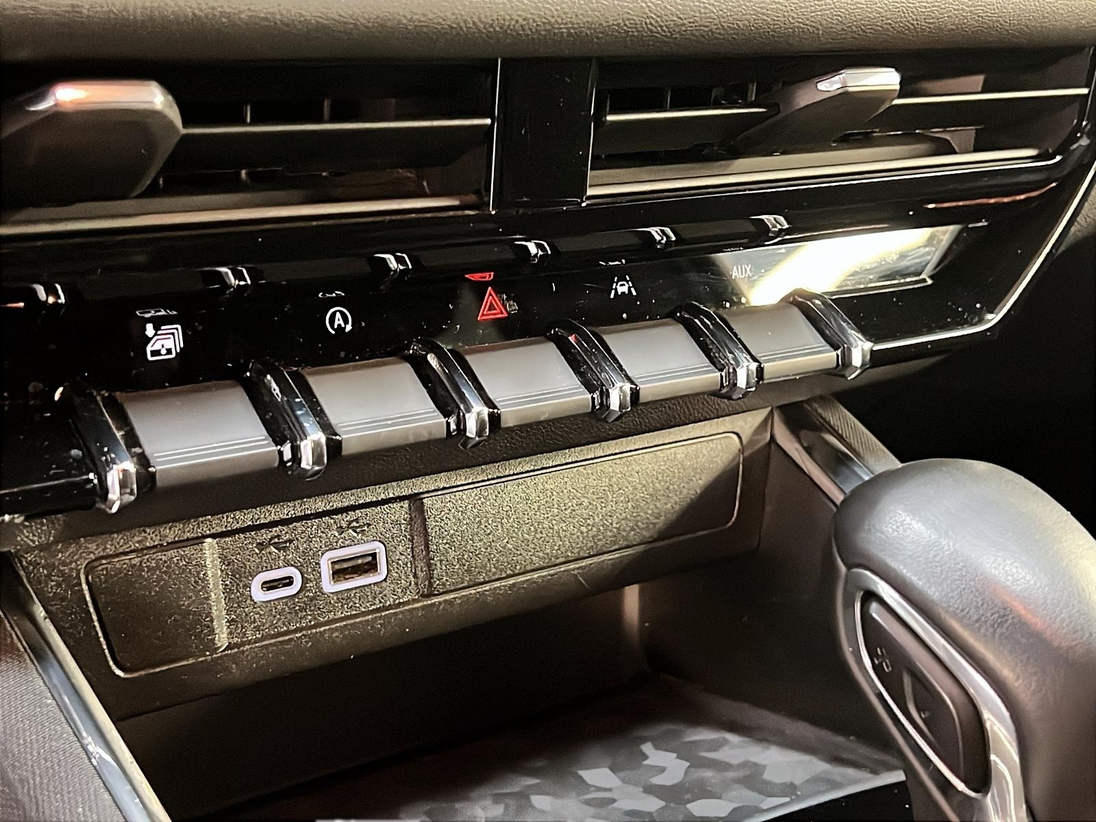 GMC Canyon 2023 - Image #14