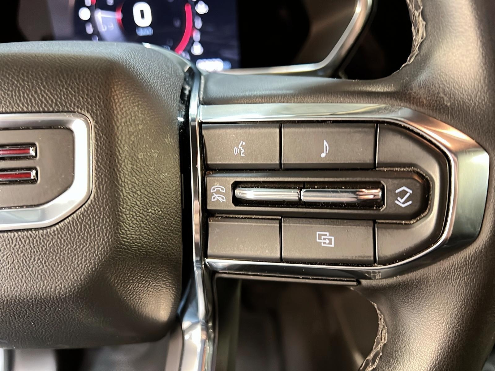 GMC Canyon 2023 - Image #19