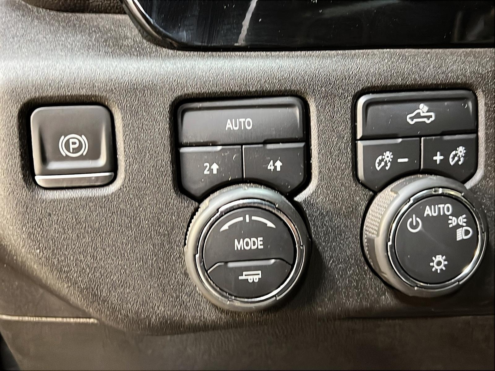 Chevrolet Silverado 1500 2024 - Image #20
