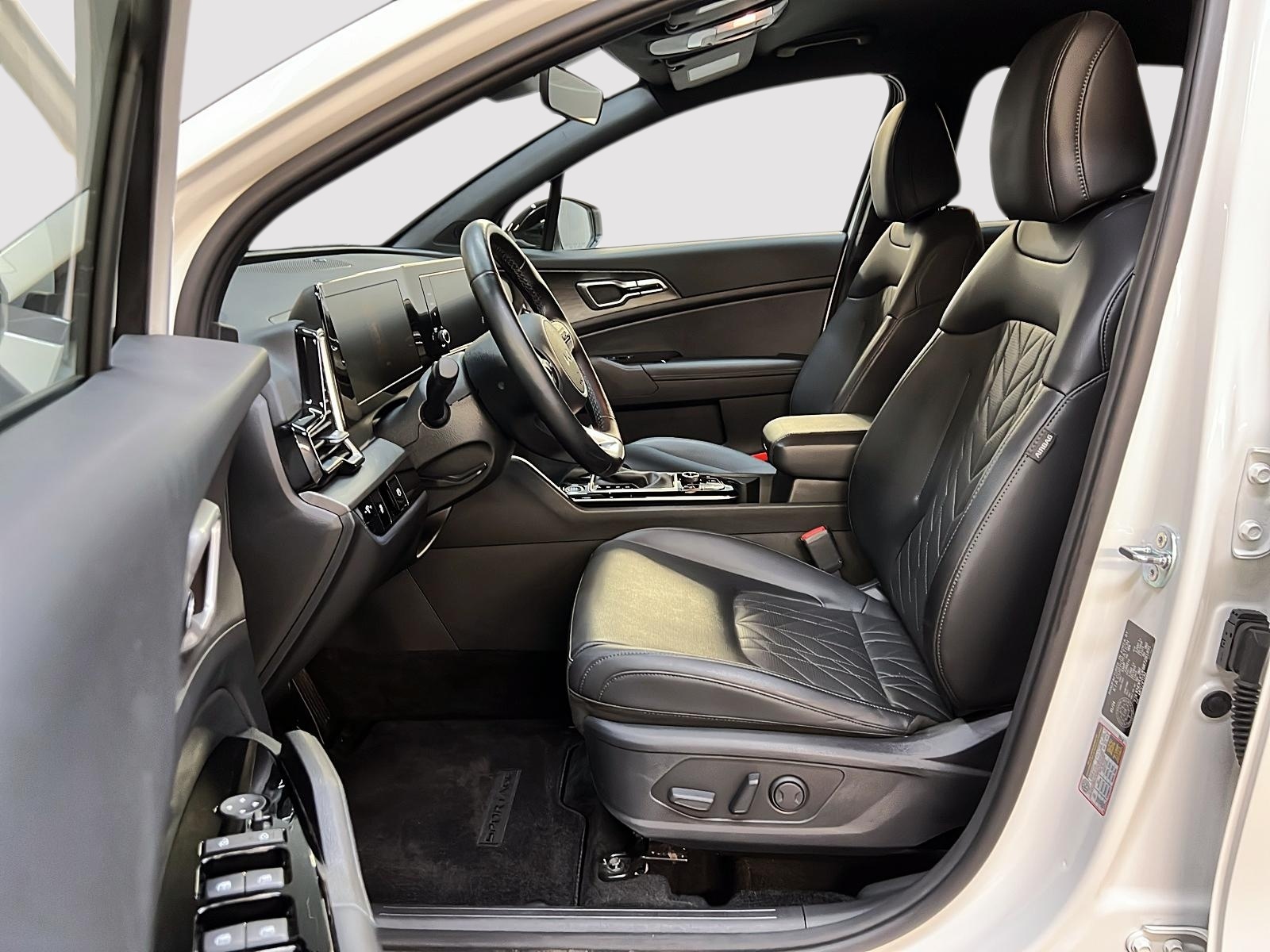 Kia Sportage X-LINE CUIR 4RM 2024 - image #7