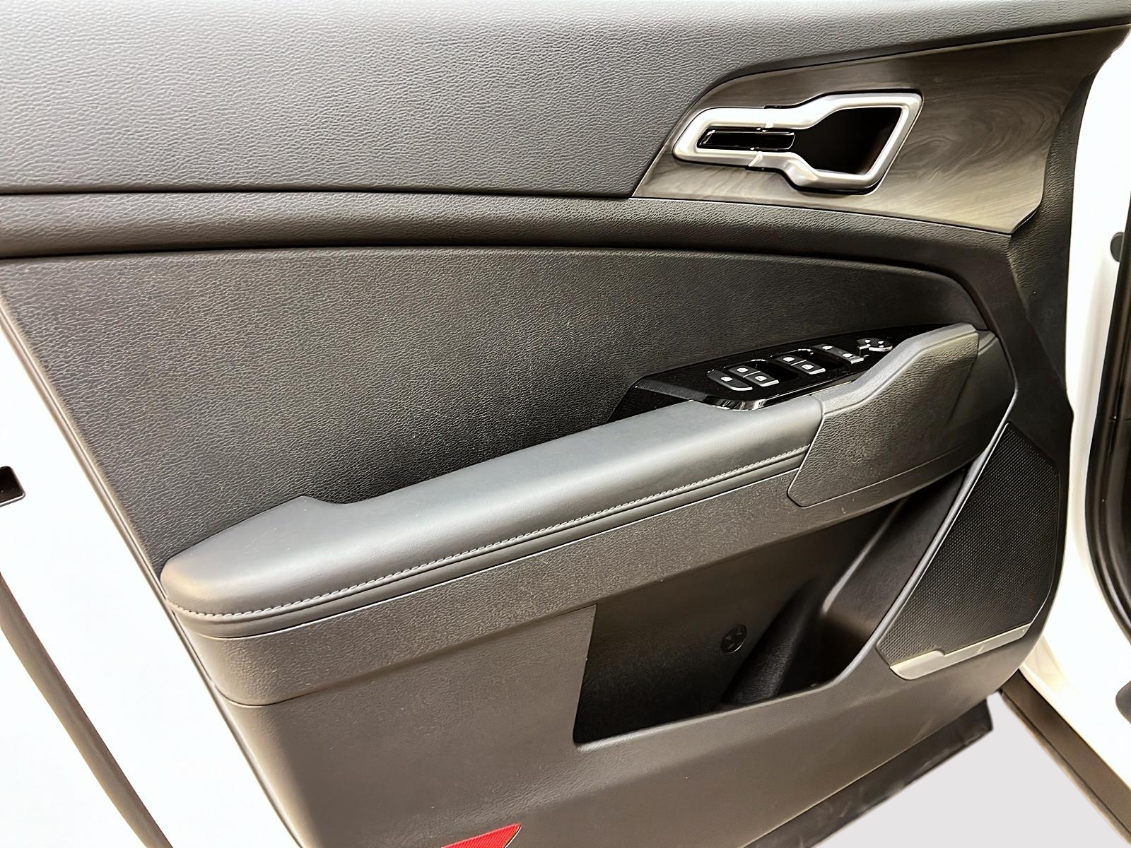 Kia Sportage X-LINE CUIR 4RM 2024 - image #22
