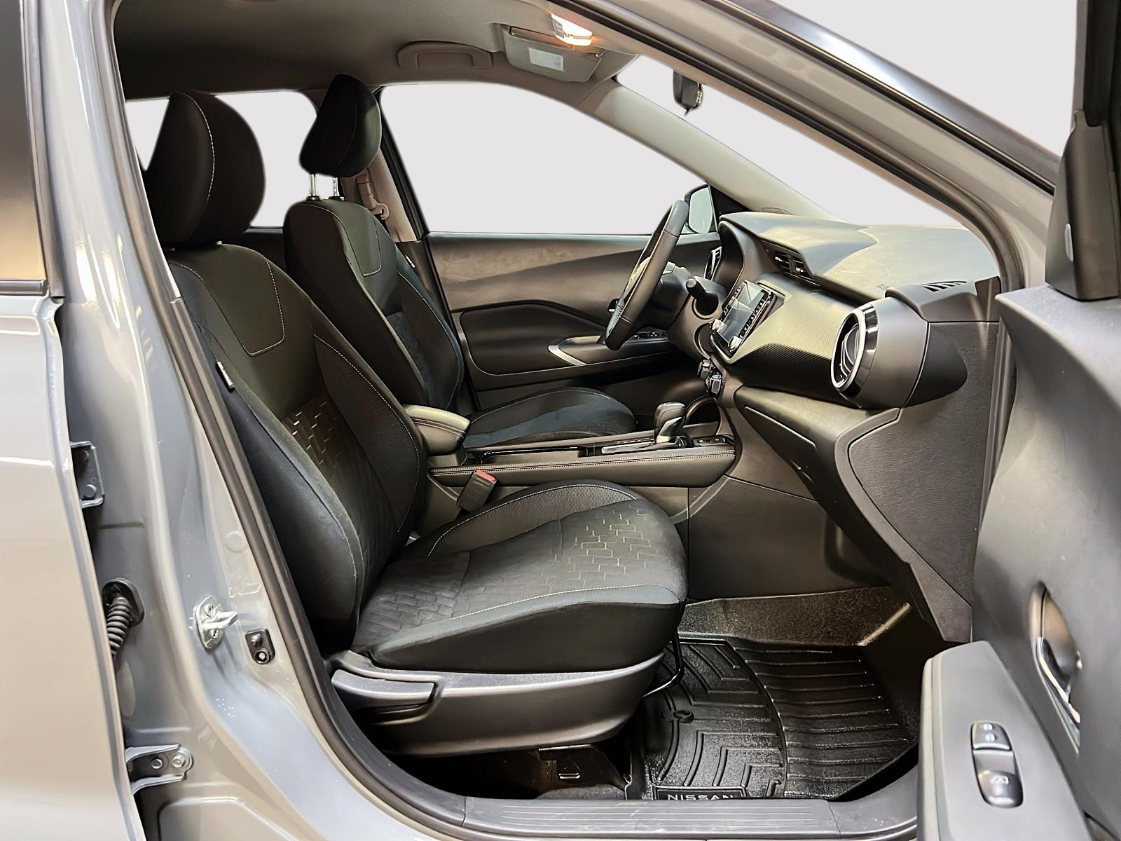 Nissan Kicks SV 2024 - image #8