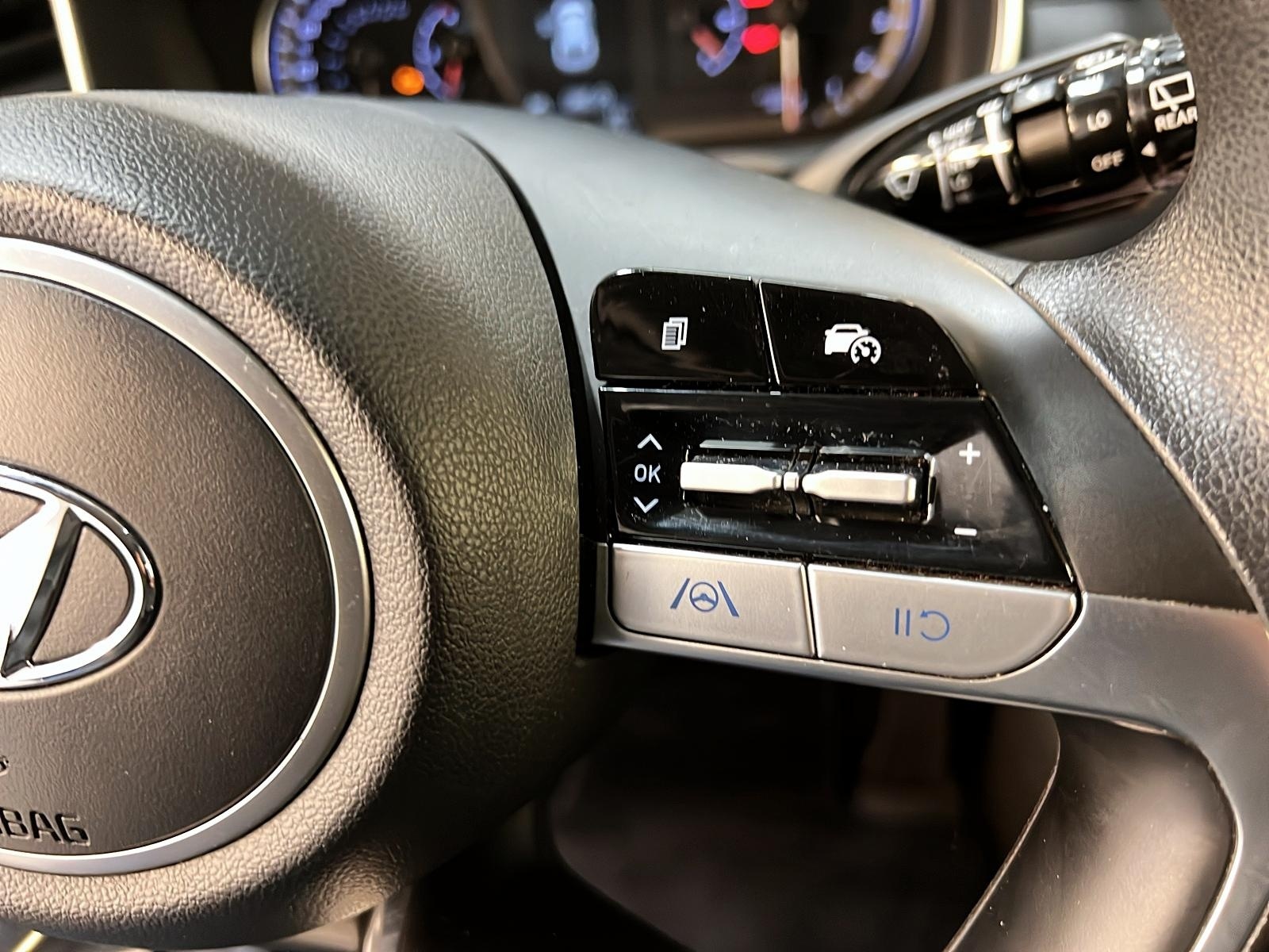 Hyundai Tucson ESSENTIEL 2022 - image #17