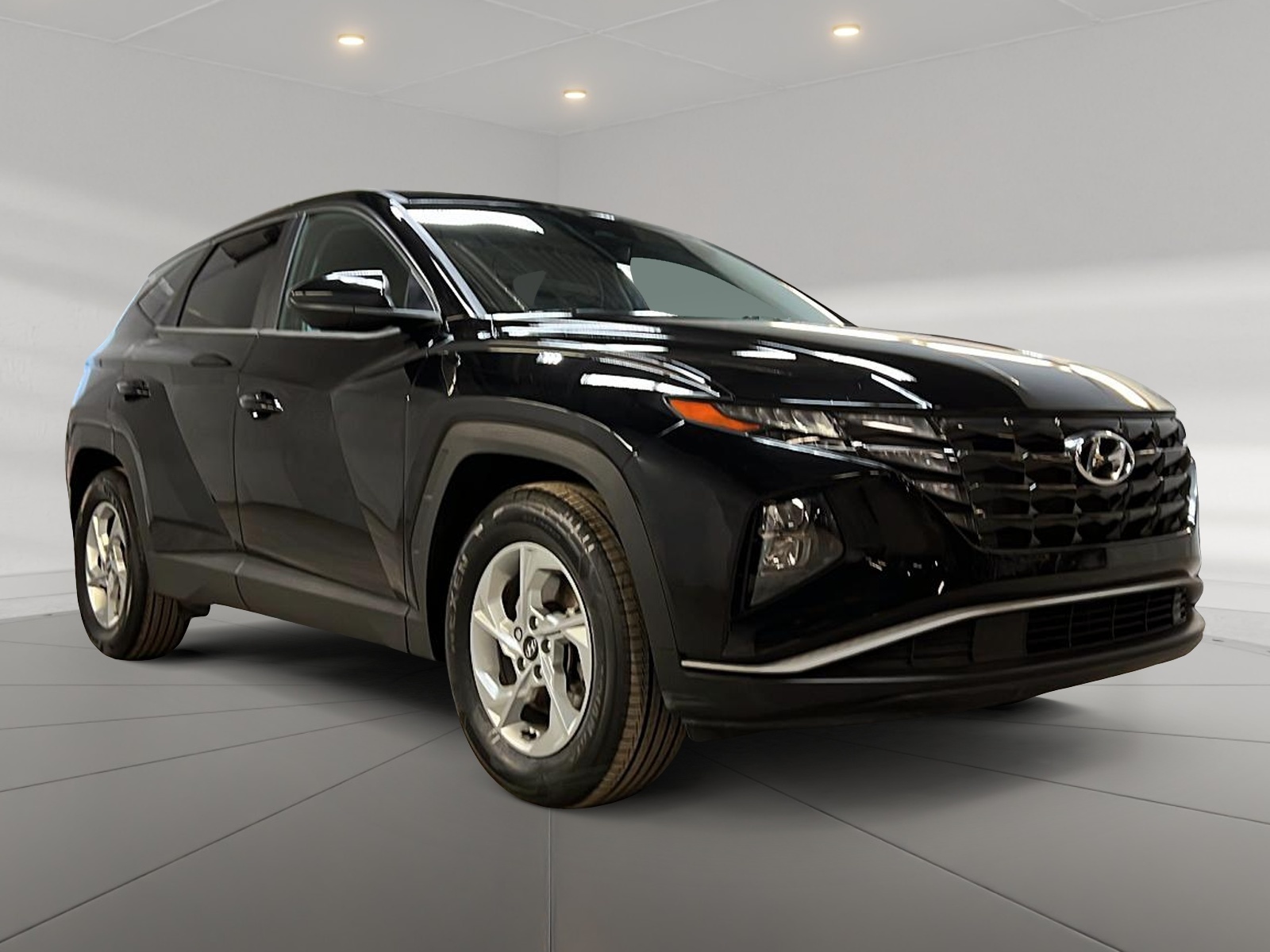 Hyundai Tucson ESSENTIEL 2022 - image #3