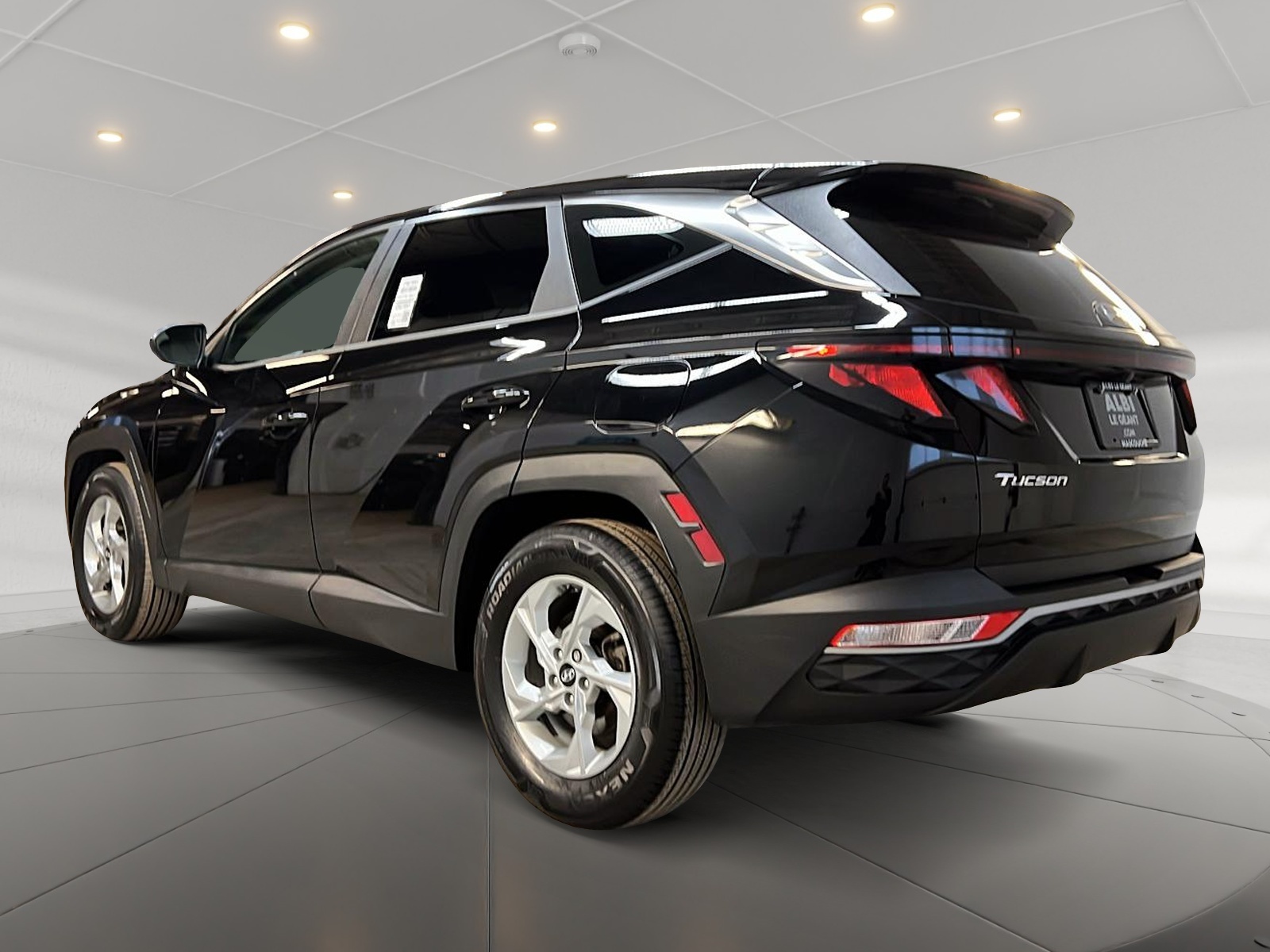 Hyundai Tucson ESSENTIEL 2022 - image #6