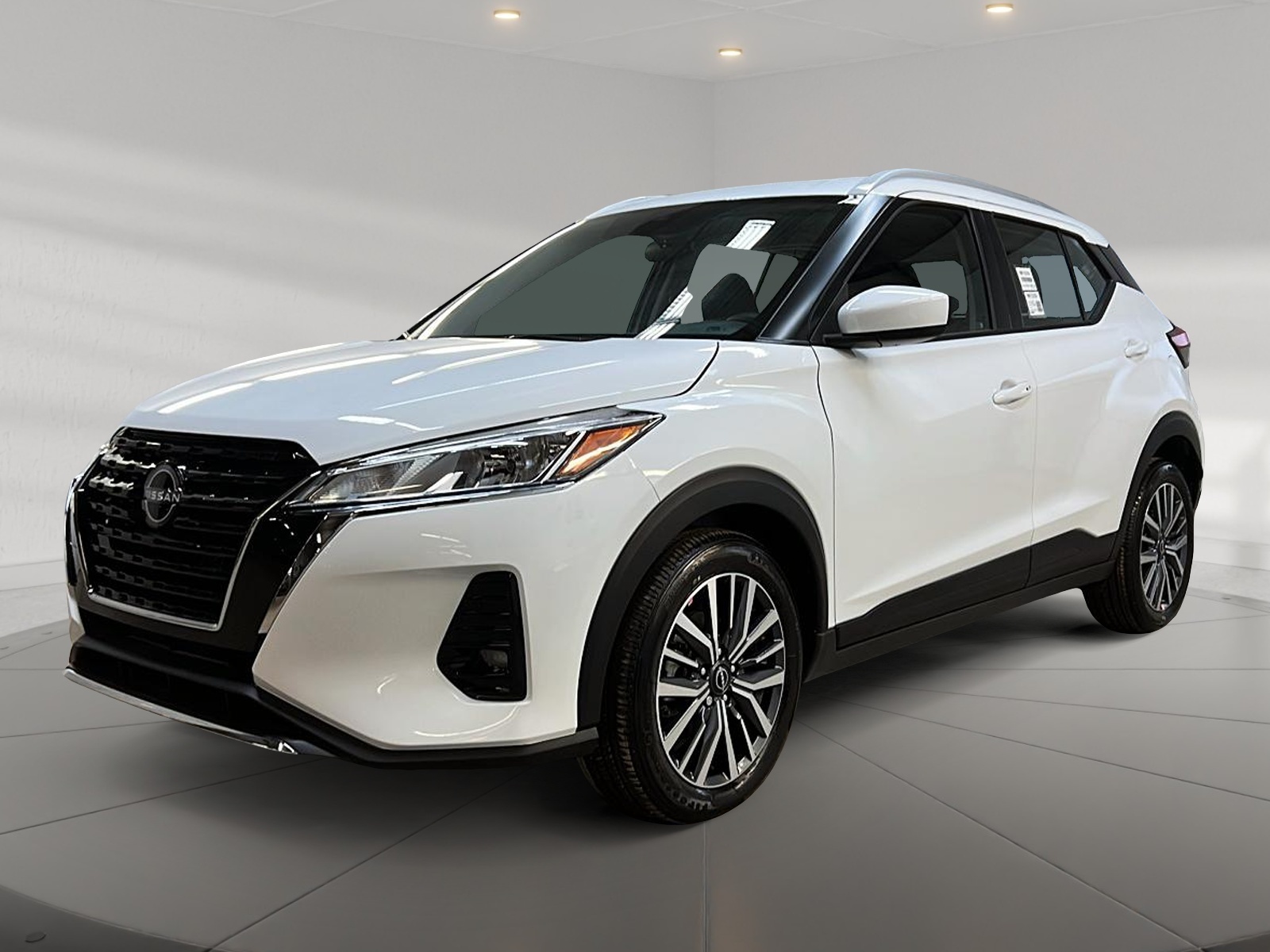 Nissan KICKS PLAY SV 2025